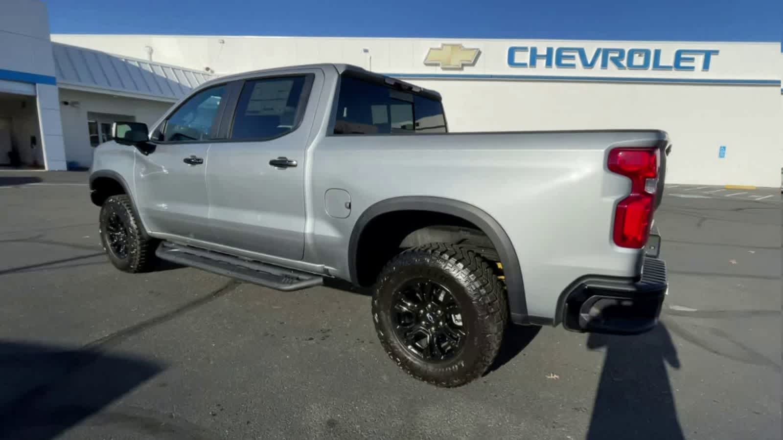 2024 Chevrolet Silverado 1500 ZR2 4WD Crew Cab 147 6