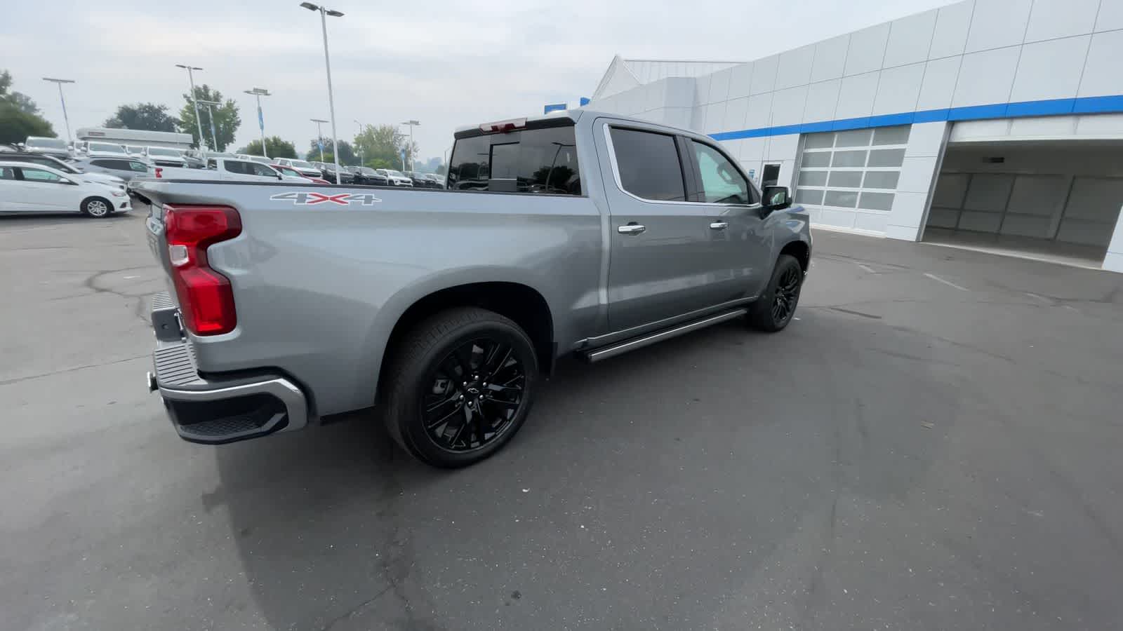 2025 Chevrolet Silverado 1500 LTZ 4WD Crew Cab 147 8