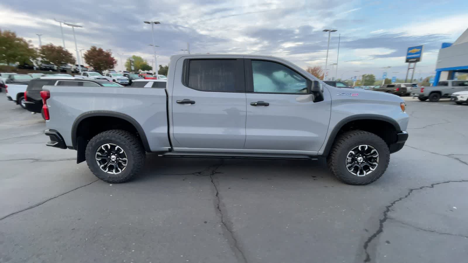 2025 Chevrolet Silverado 1500 ZR2 4WD Crew Cab 147 9