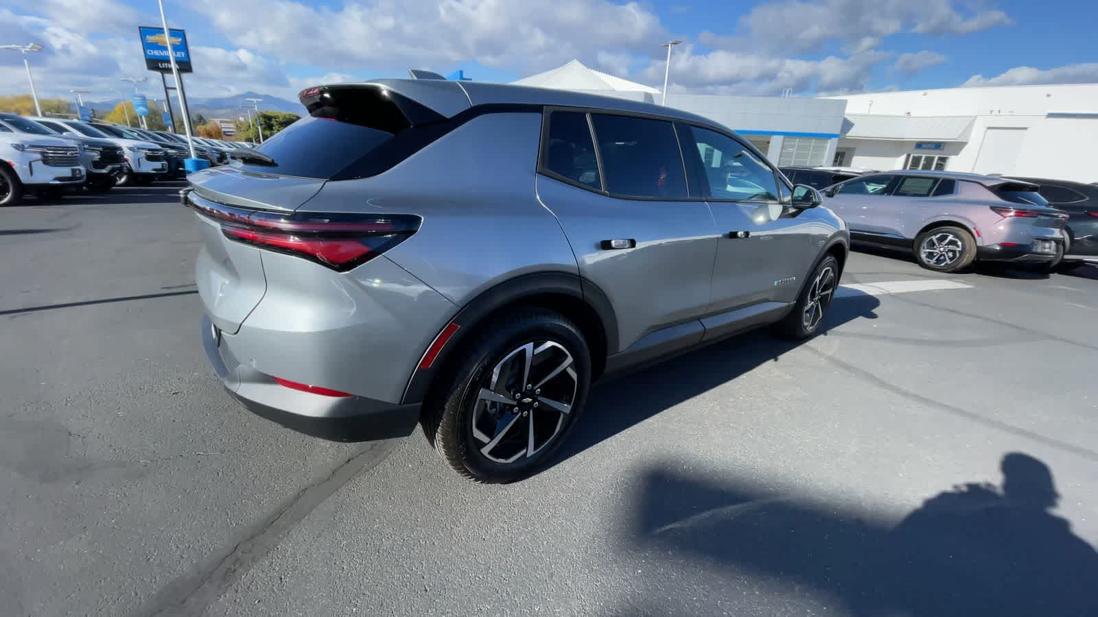 2025 Chevrolet Equinox EV LT 8