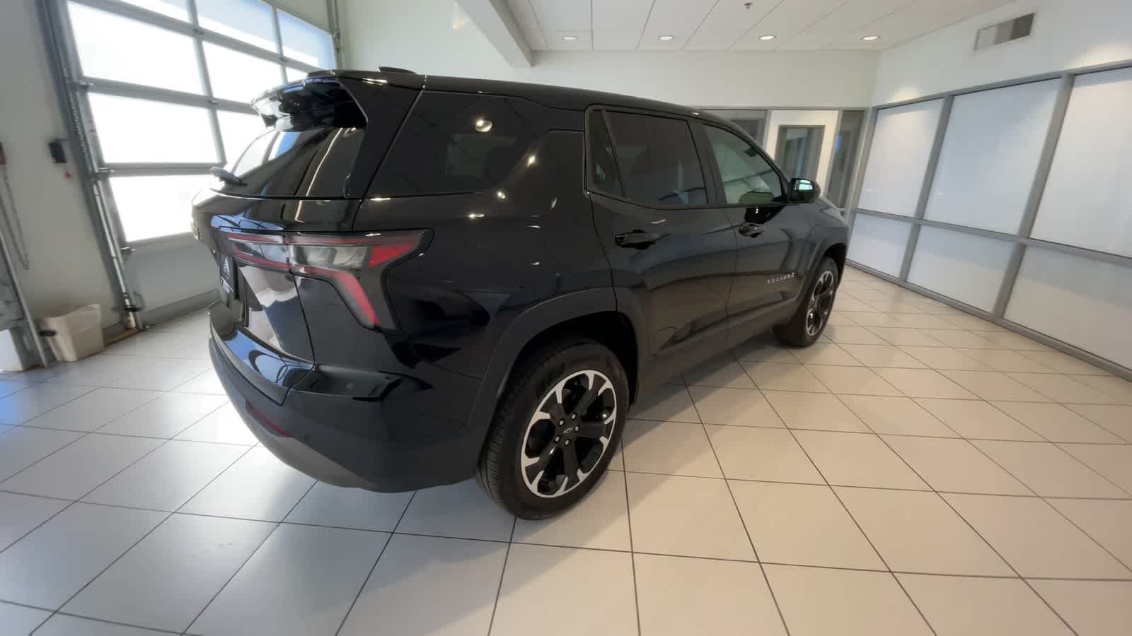 2025 Chevrolet Equinox AWD LT 8