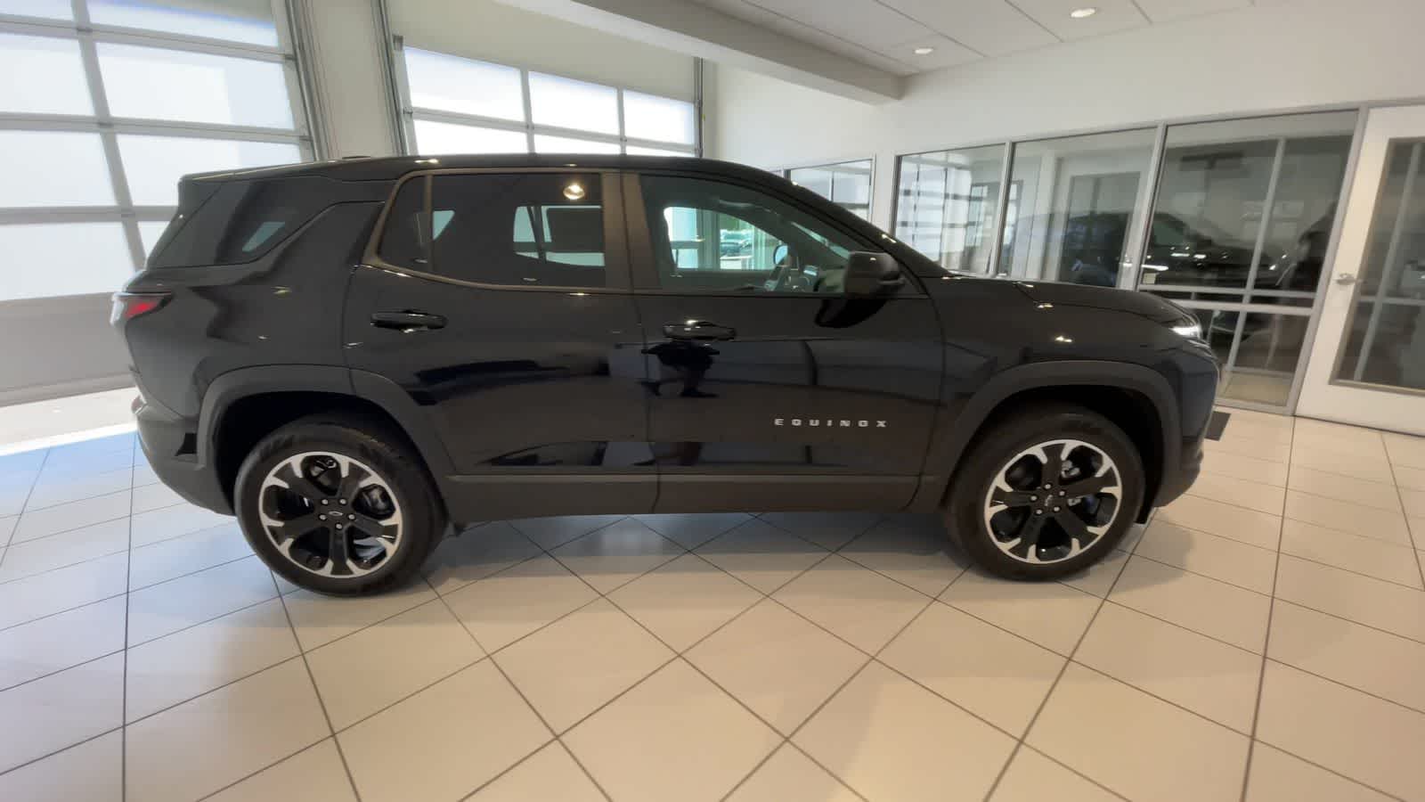 2025 Chevrolet Equinox AWD LT 9