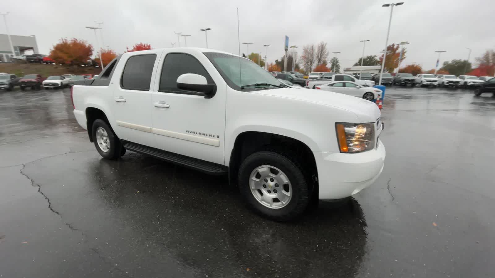 2007 Chevrolet Avalanche LT w/1LT 4WD Crew Cab 130 2