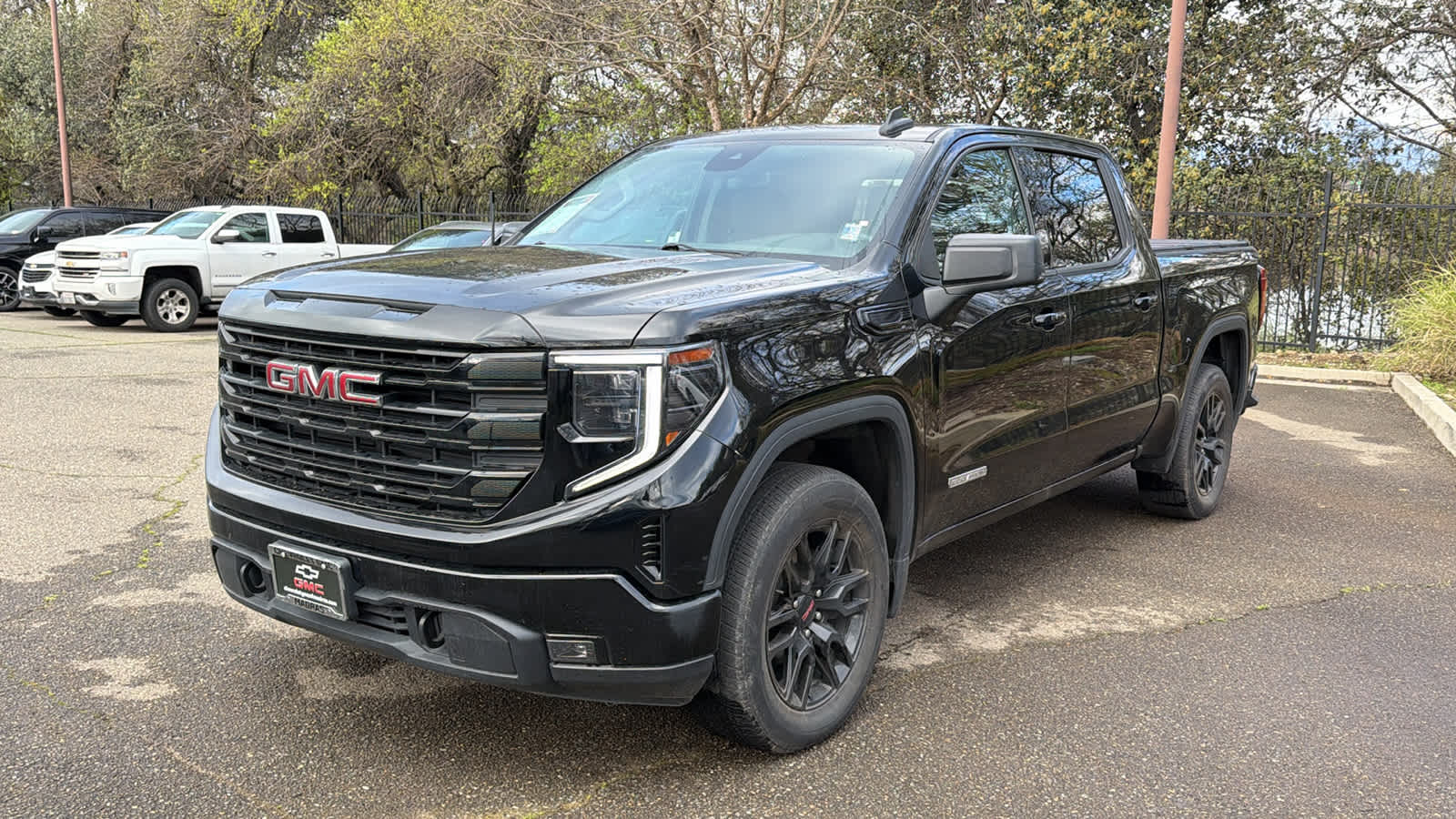 2023 GMC Sierra 1500 Elevation Crew Cab 4WD
