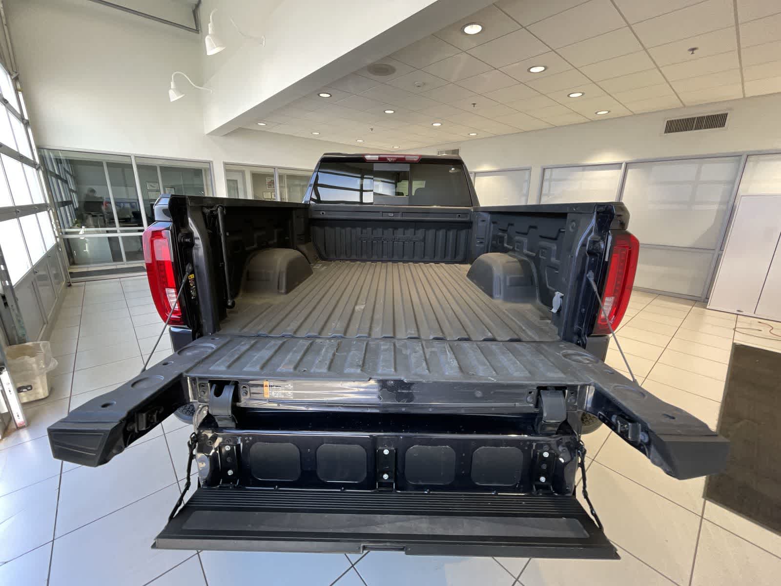 2022 GMC Sierra 1500 Denali 4WD Crew Cab 157 27