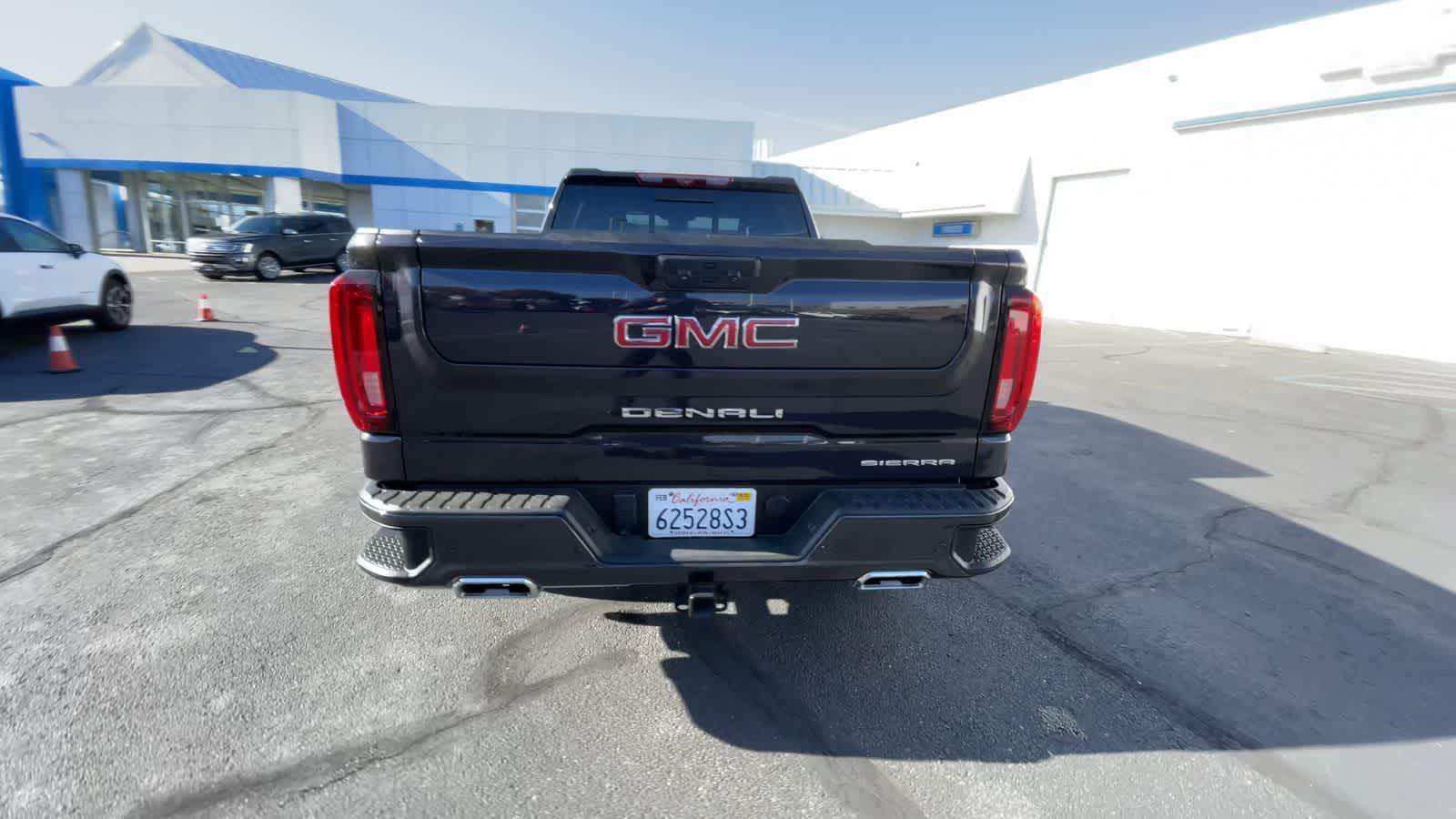 2022 GMC Sierra 1500 Denali 4WD Crew Cab 157 7