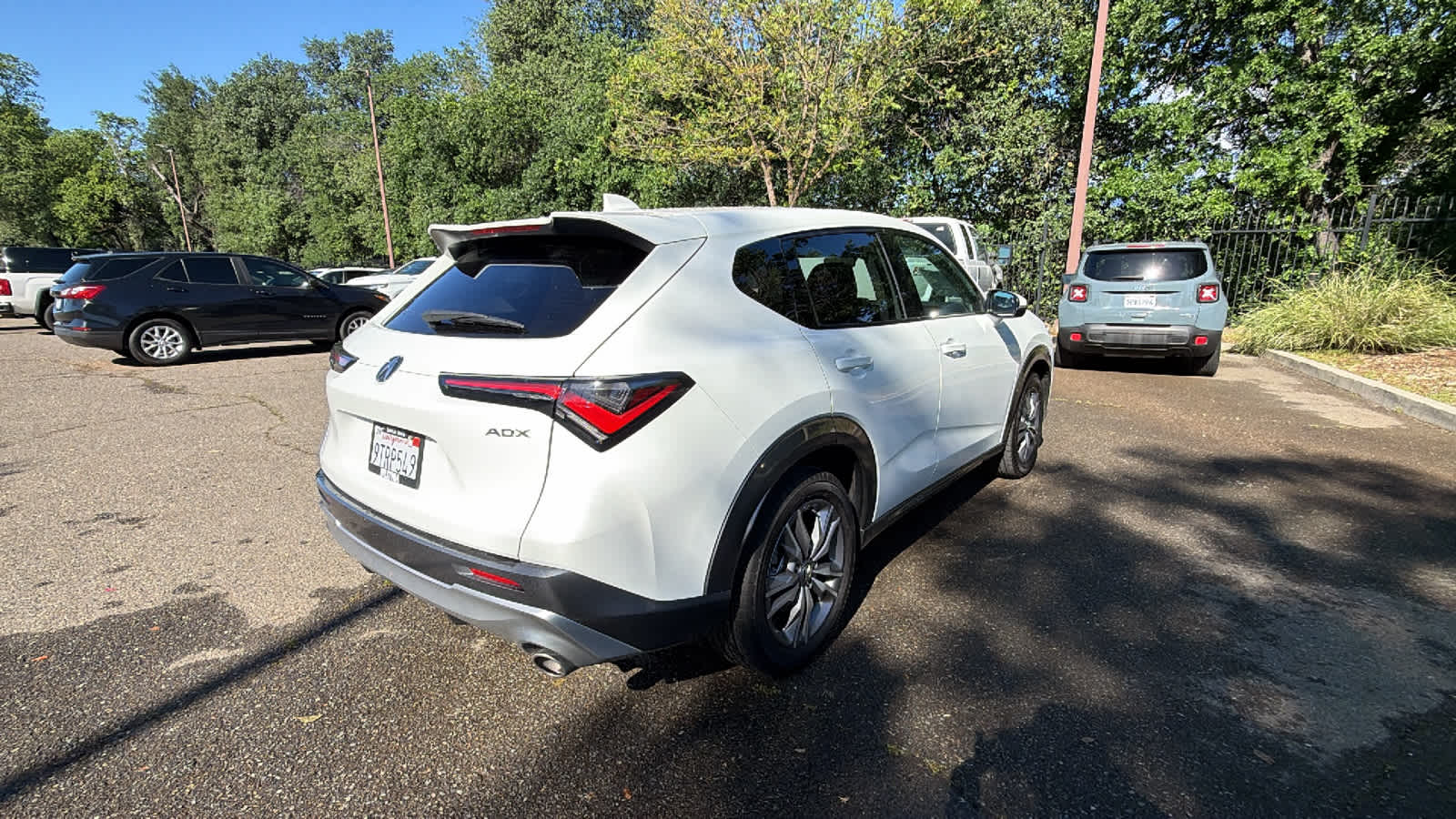 View vehicle photo 5