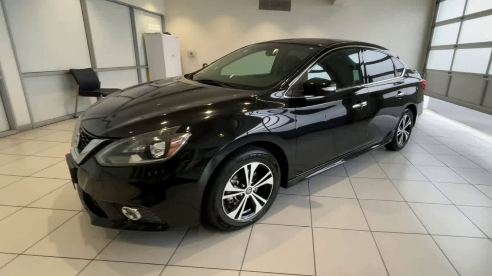 2019 Nissan Sentra SR 4