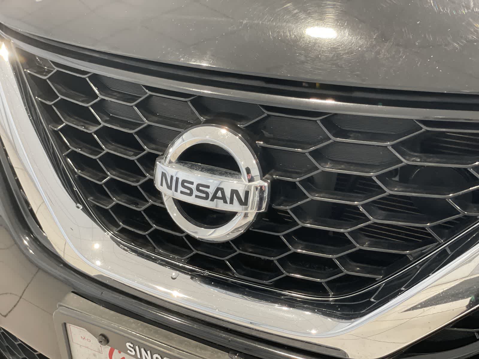 2019 Nissan Sentra SR 28