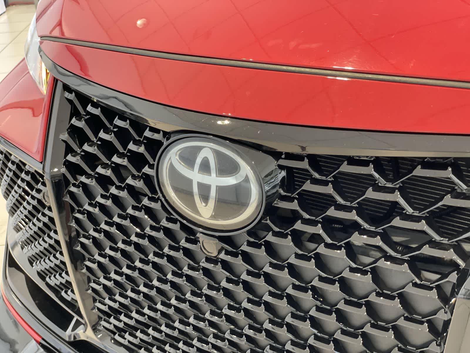 2020 Toyota Avalon TRD 32