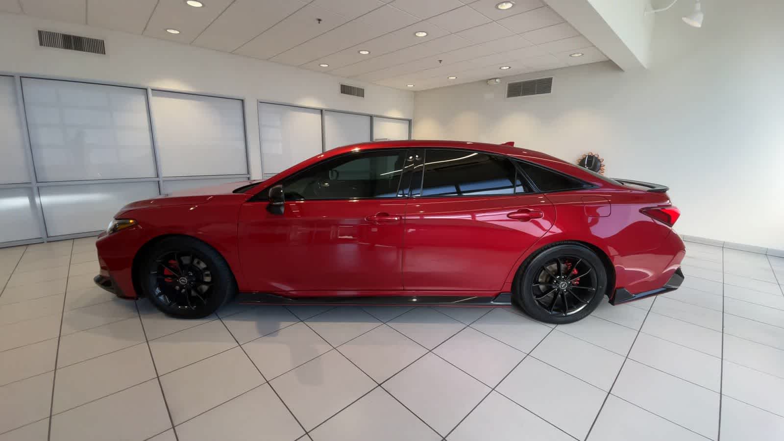 2020 Toyota Avalon TRD 5