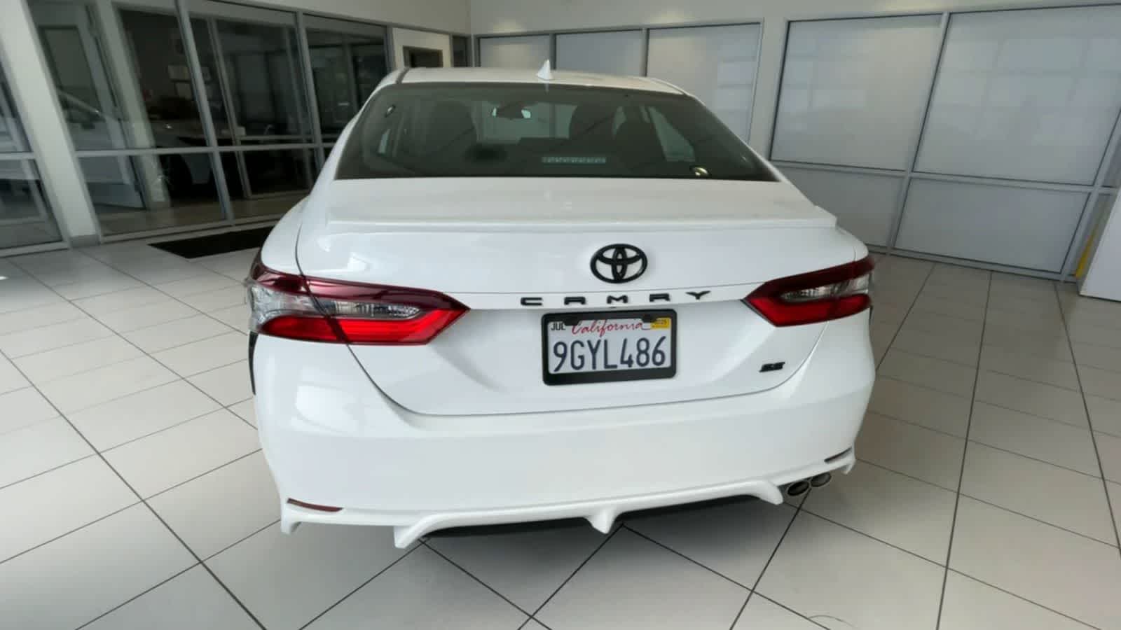 2023 Toyota Camry SE 7