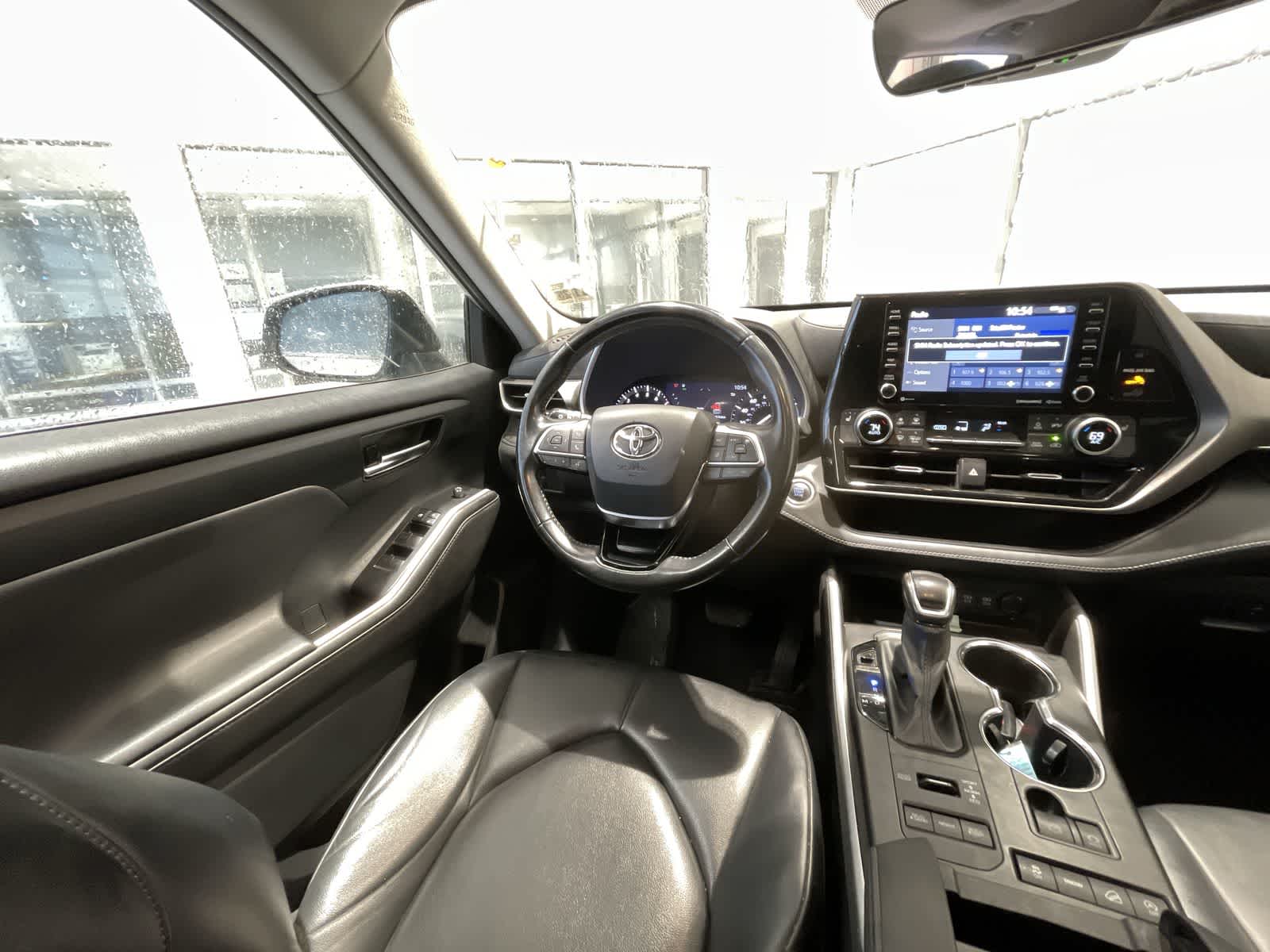 2021 Toyota Highlander XLE 15