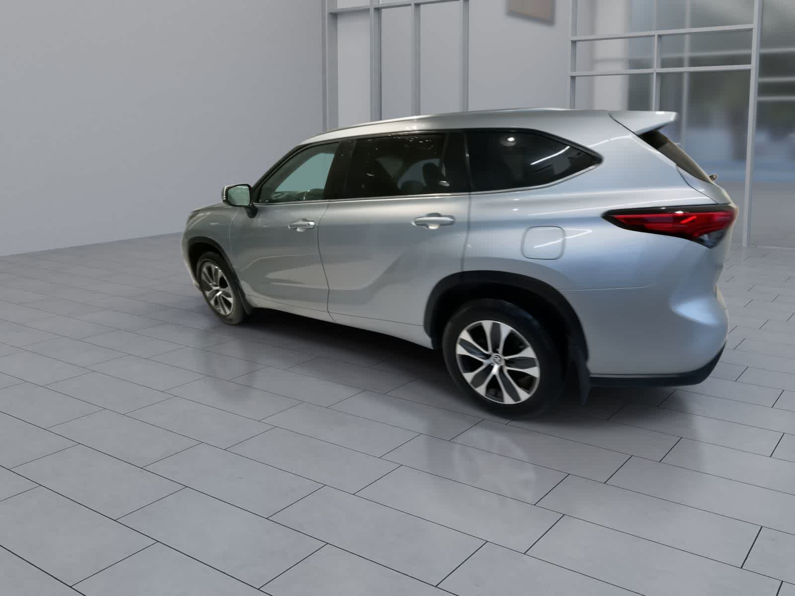 2021 Toyota Highlander XLE 6