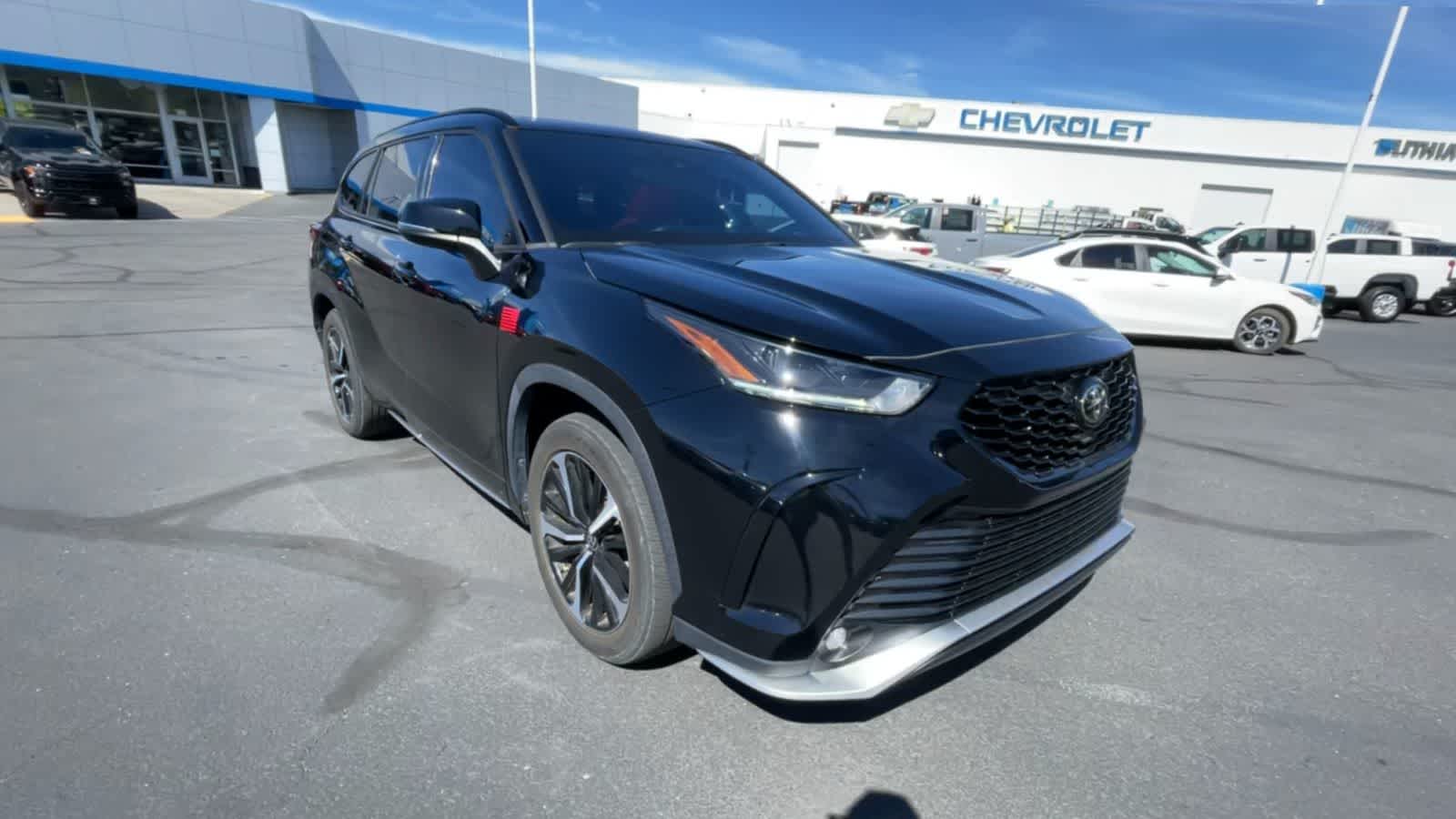 2021 Toyota Highlander XSE 2