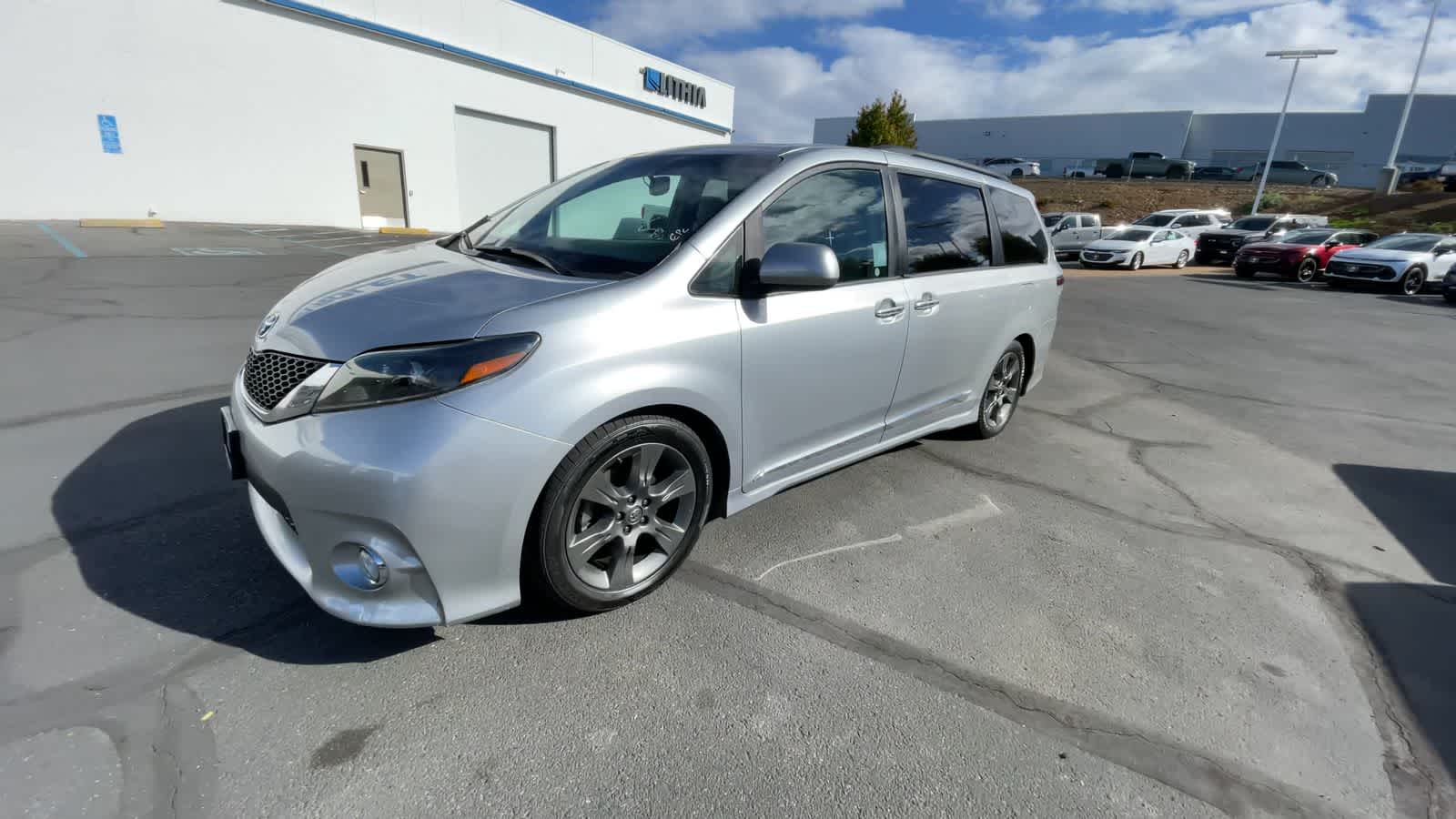 2015 Toyota Sienna SE Premium 4