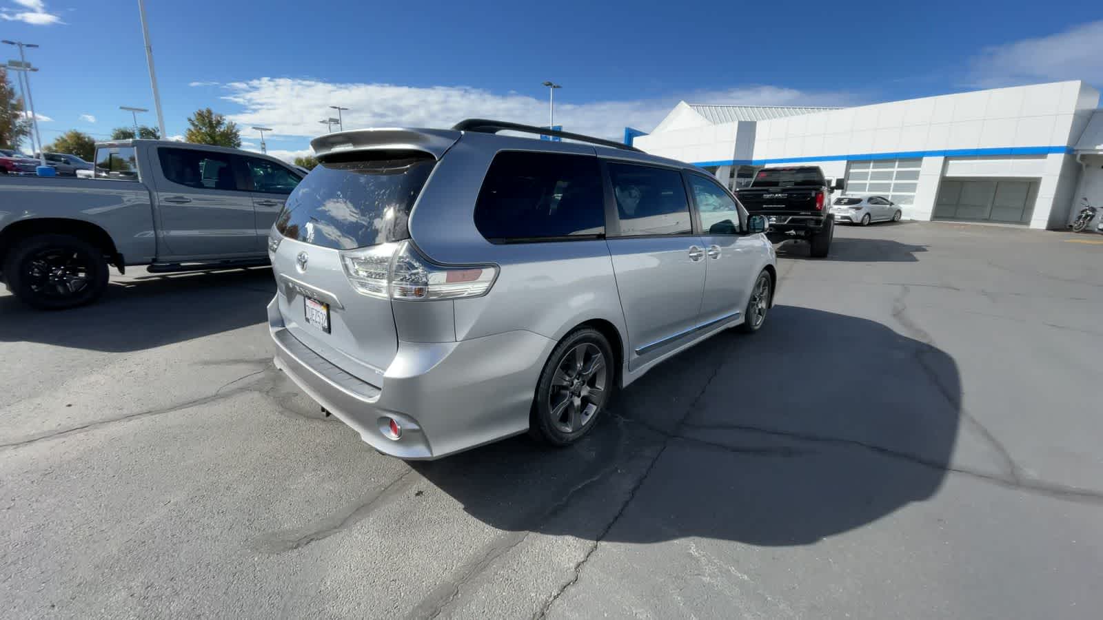 2015 Toyota Sienna SE Premium 8