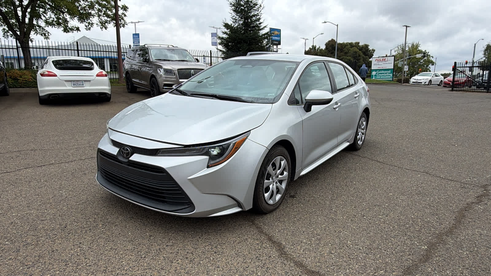 2024 Toyota Corolla LE FWD