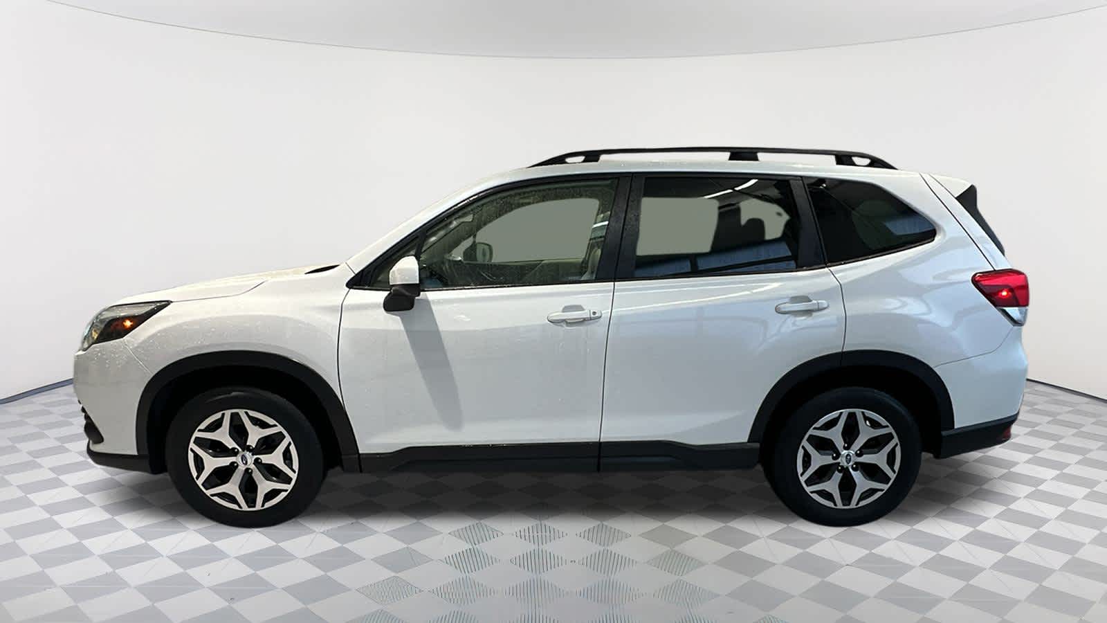 2022 Subaru Forester Premium 3