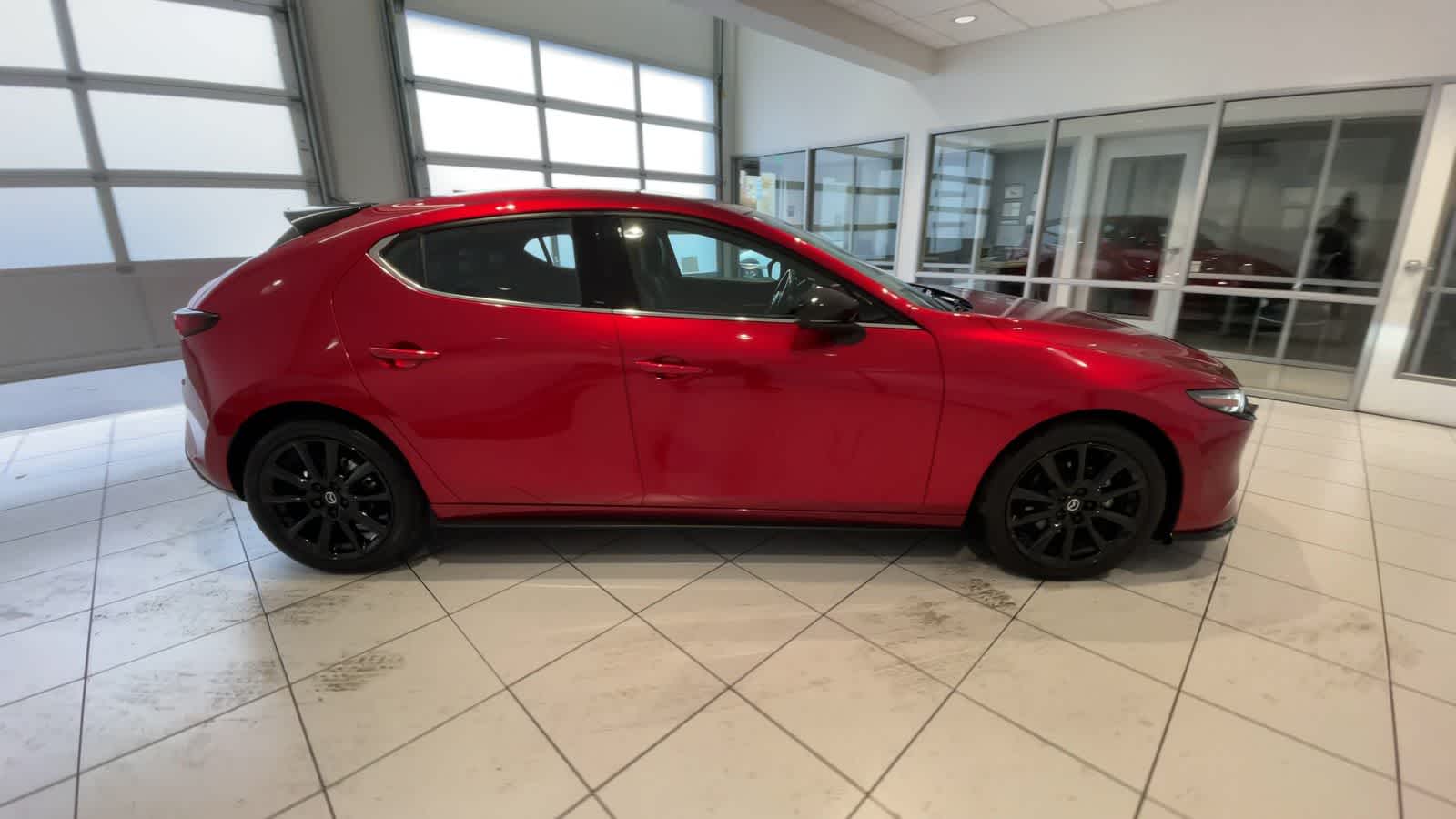 2022 Mazda Mazda3 Hatchback 2.5 Turbo Premium Plus 9