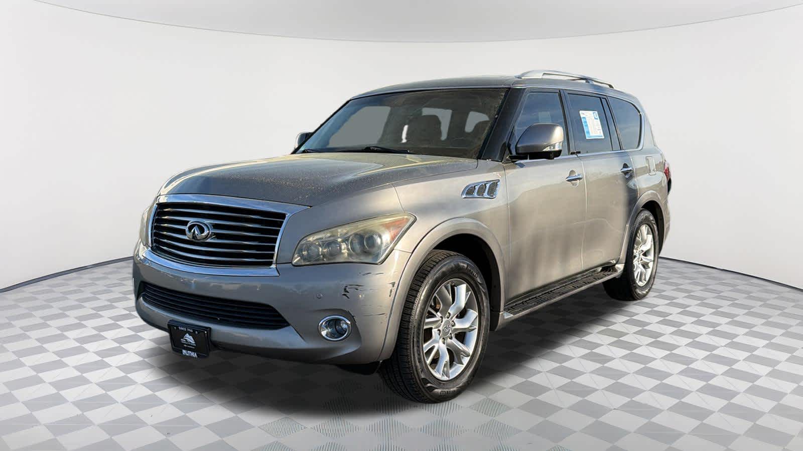 2011 INFINITI QX56 RWD with Split Bench Seat Package