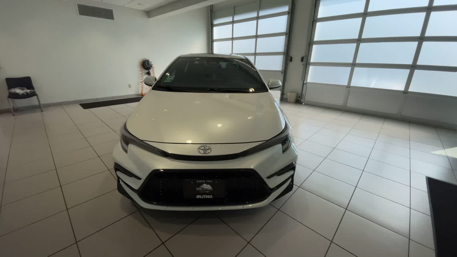 2024 Toyota Corolla XSE 3