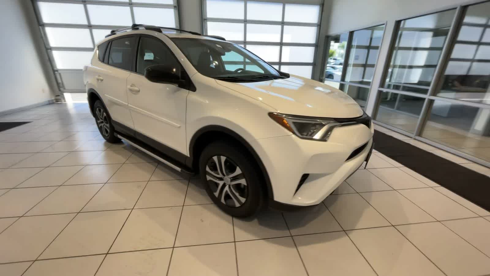 2017 Toyota RAV4 LE 2