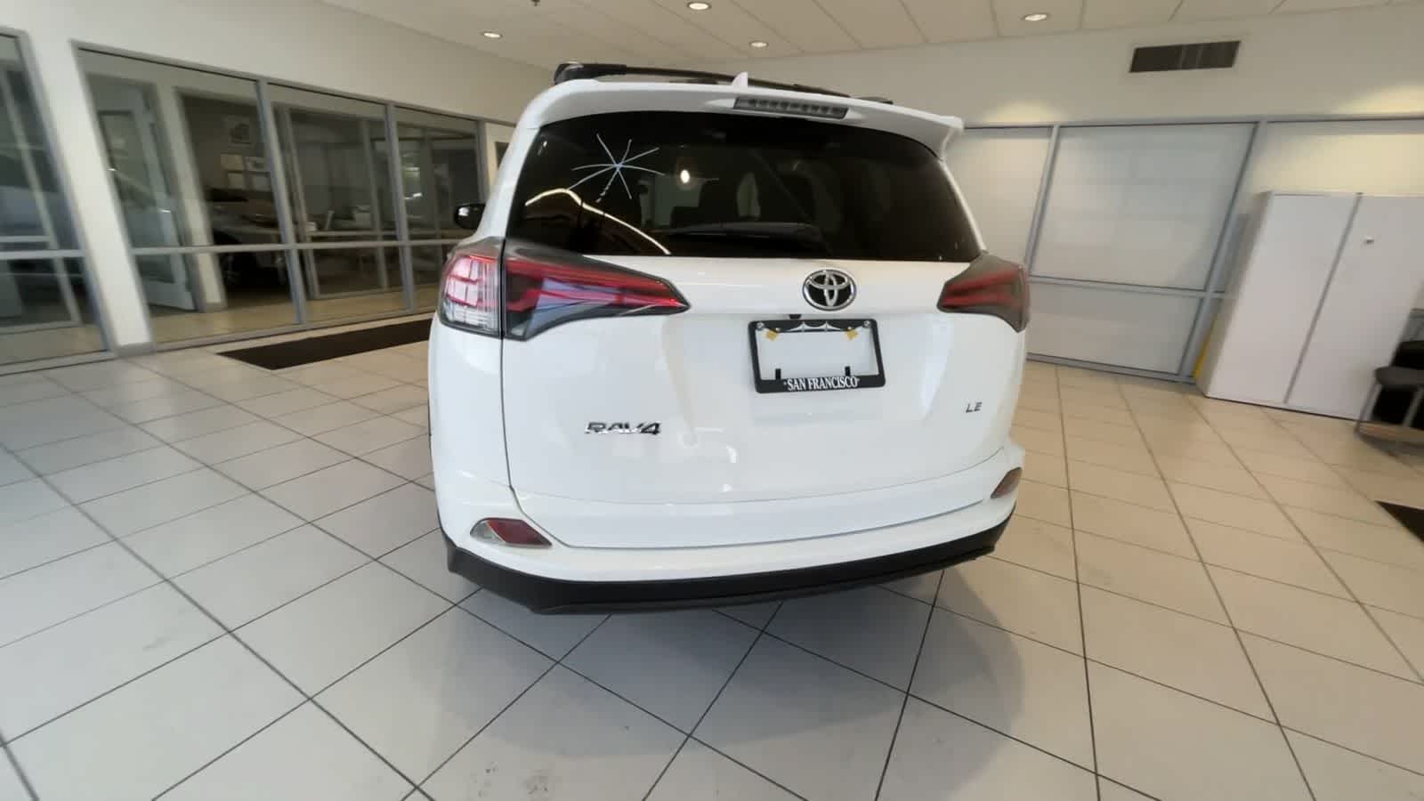 2017 Toyota RAV4 LE 7