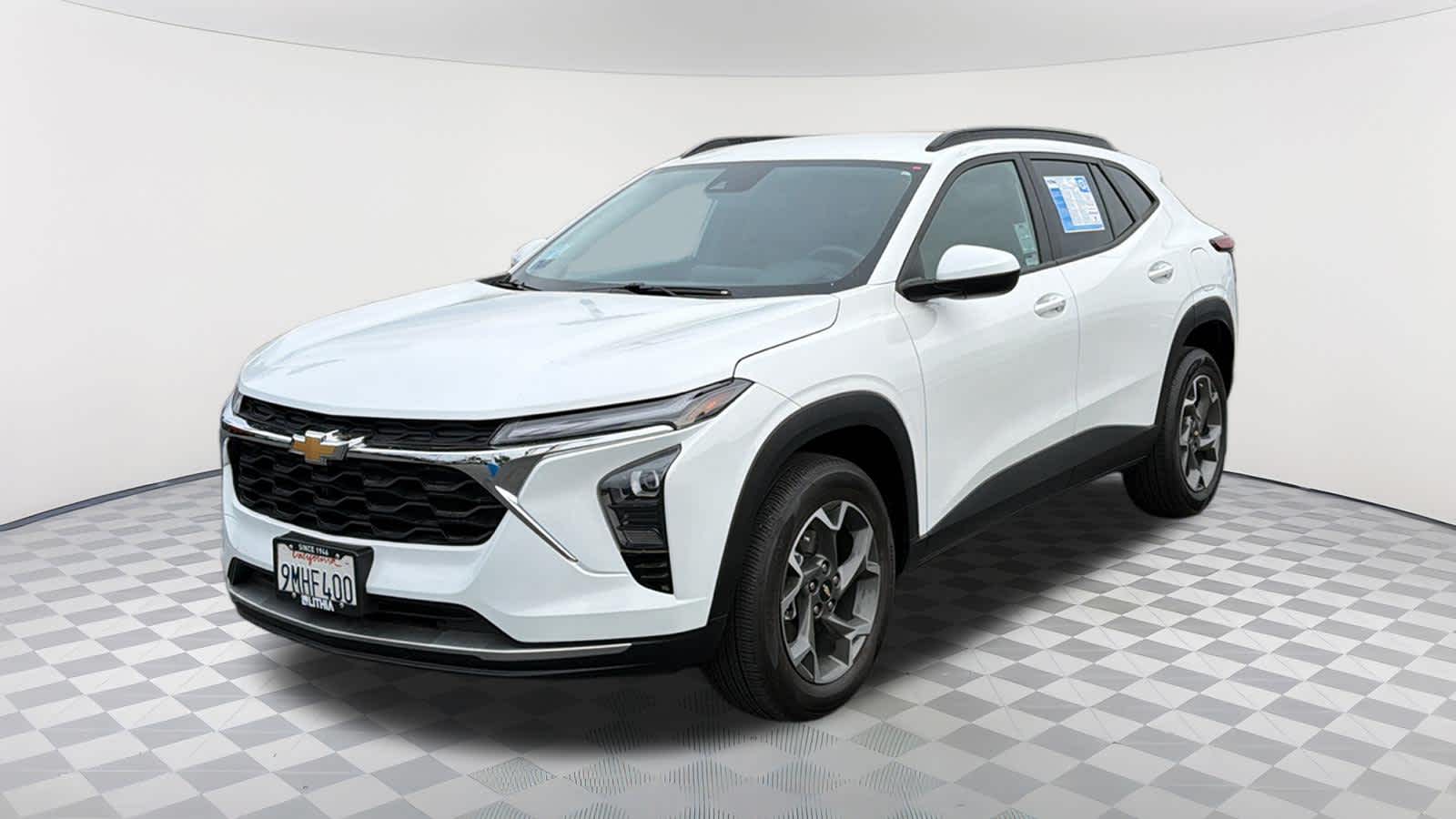 Summit White 2024 Chevrolet Trax LT FWD SUV / Crossover Front-Wheel Drive 6-Speed Automatic