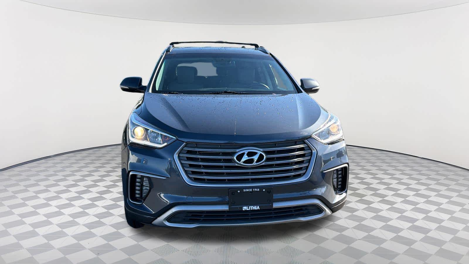 View vehicle photo 2