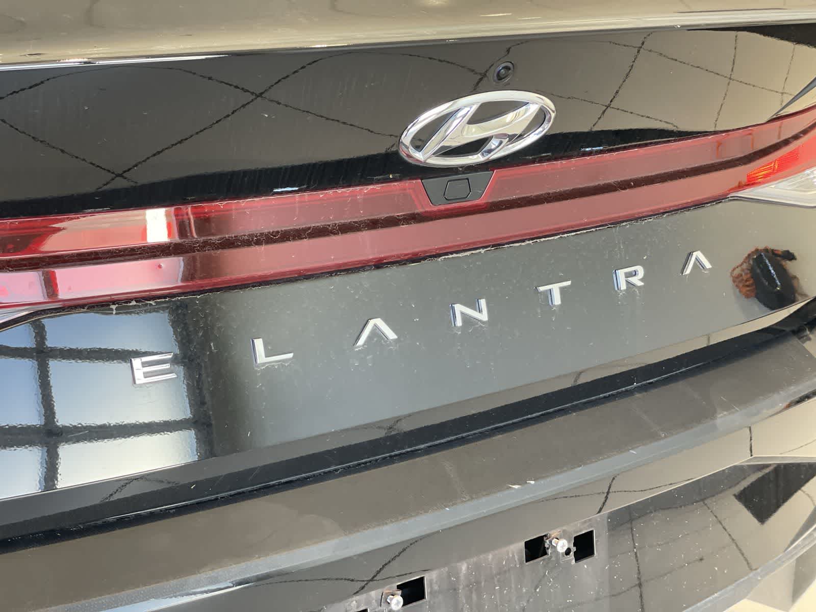 2023 Hyundai Elantra SEL 35