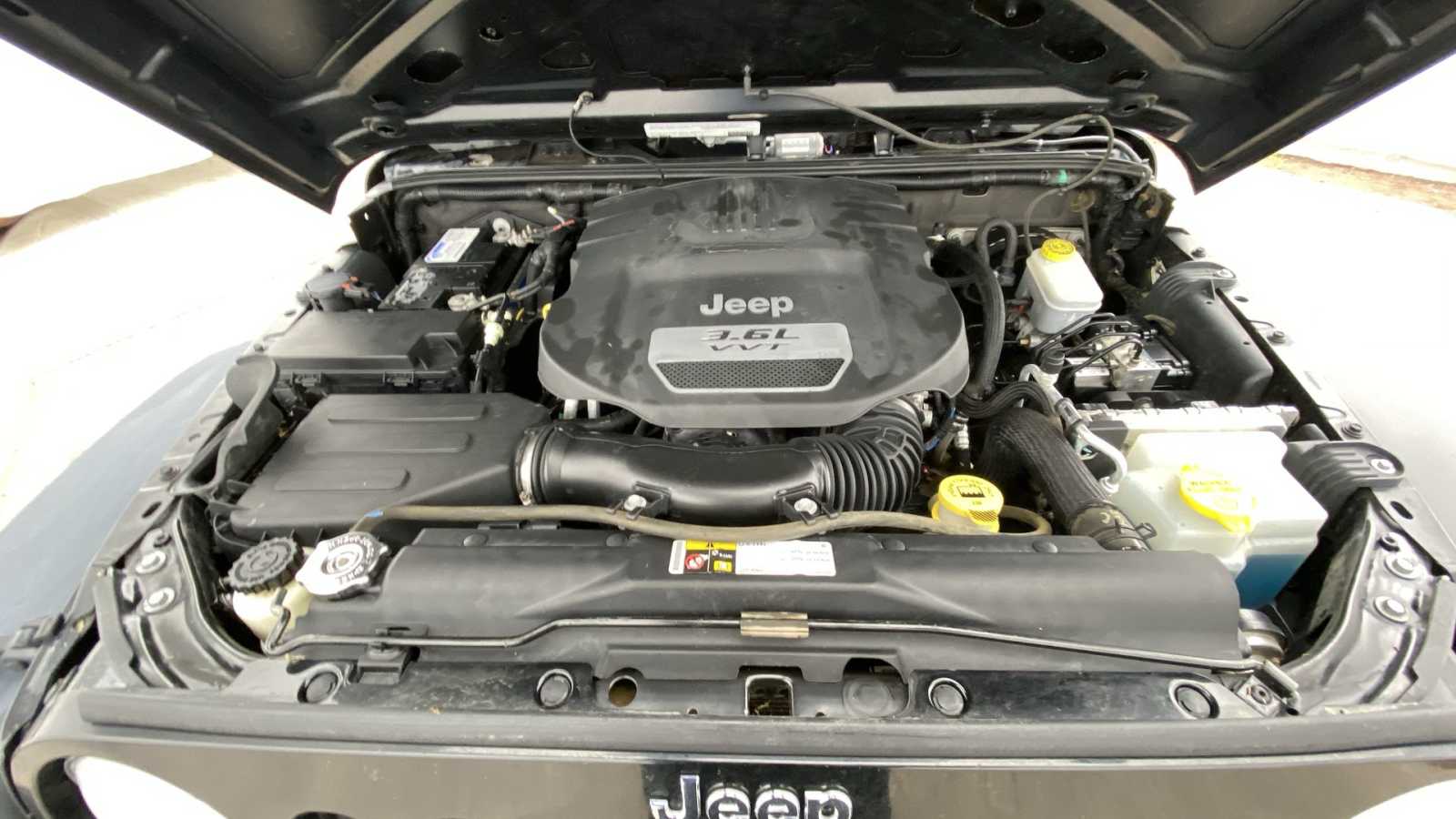 2012 Jeep Wrangler Sport 23