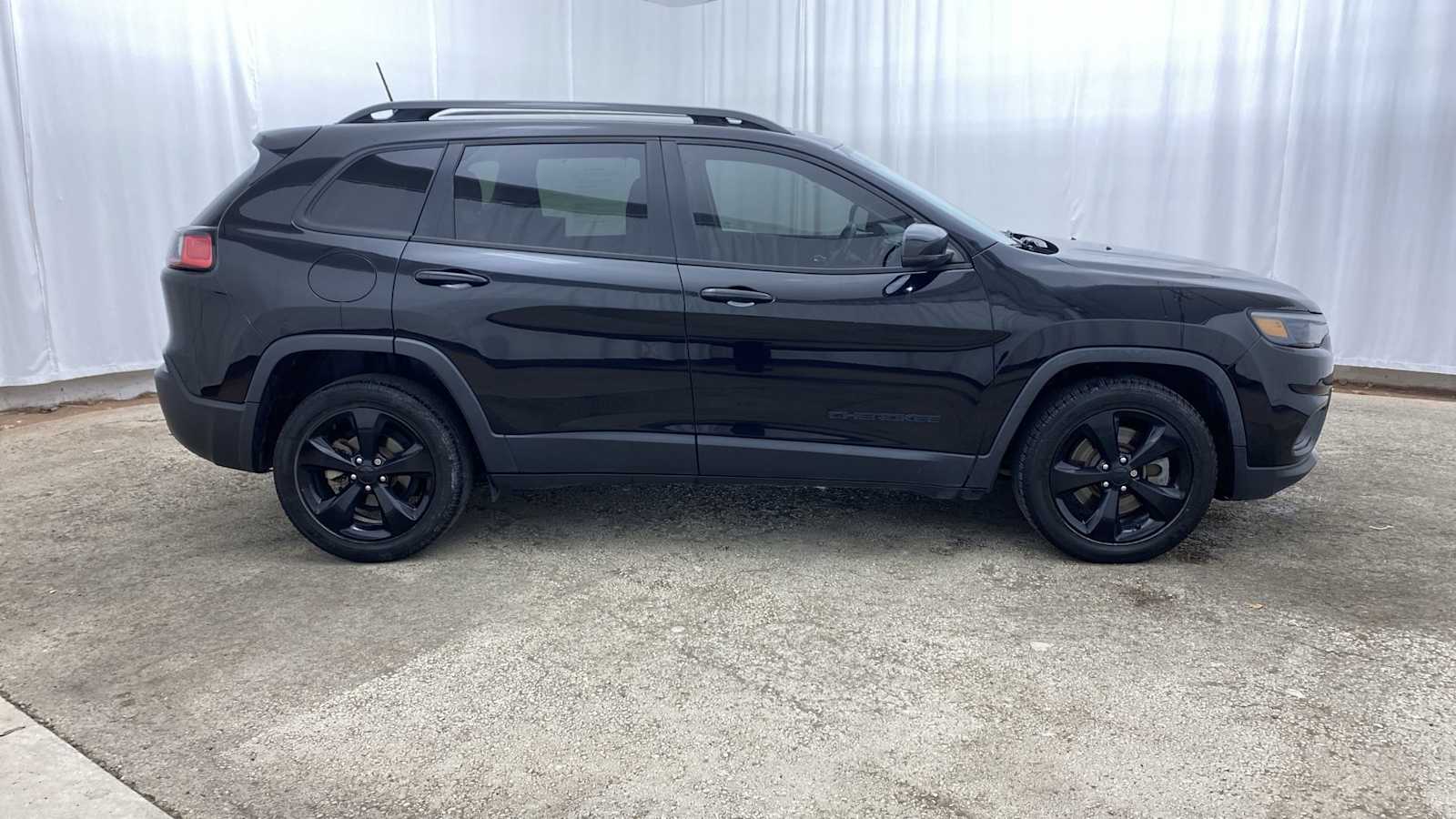 2019 Jeep Cherokee Altitude 31