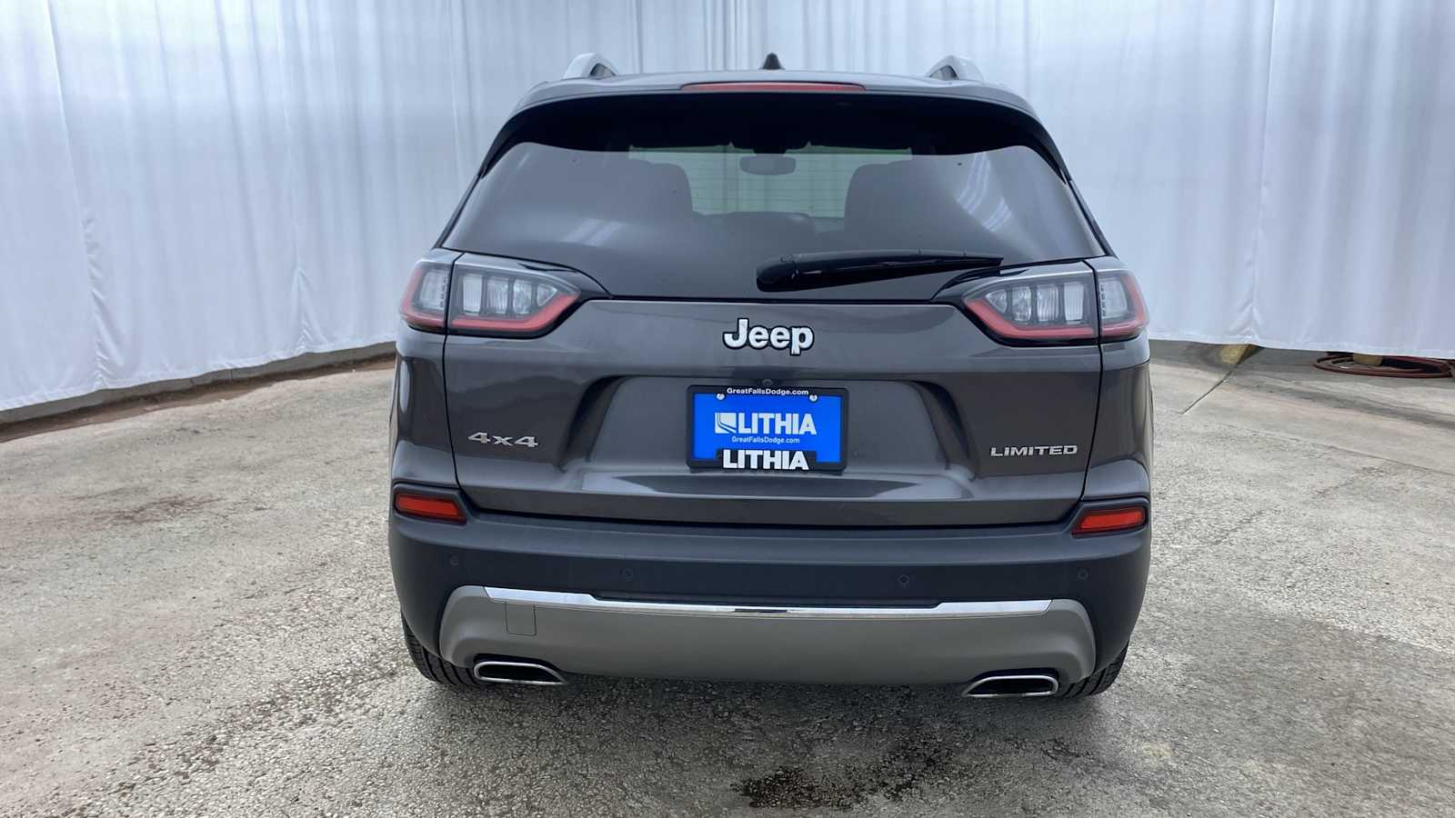 2020 Jeep Cherokee Limited 32