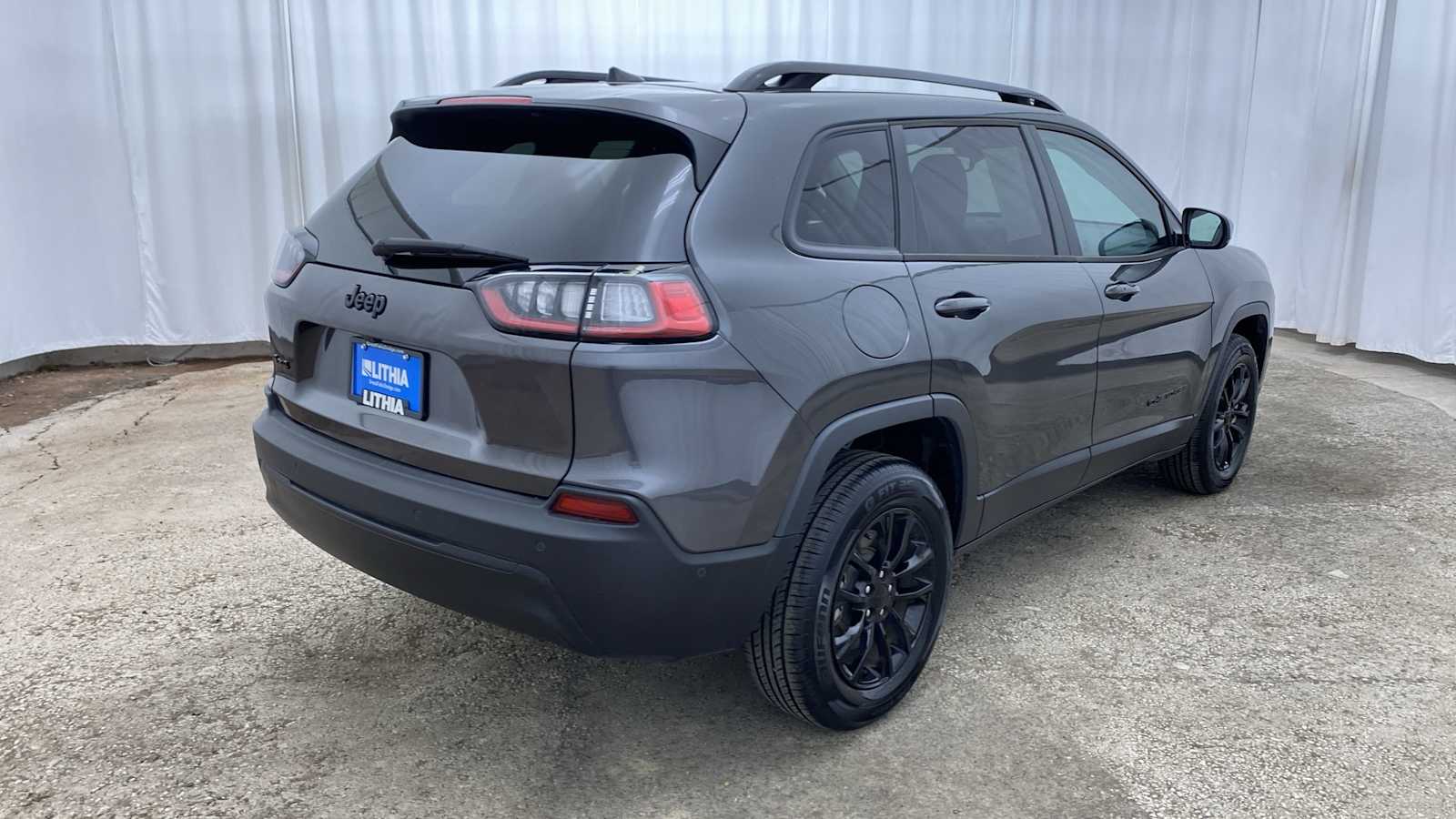 2023 Jeep Cherokee Altitude Lux 34