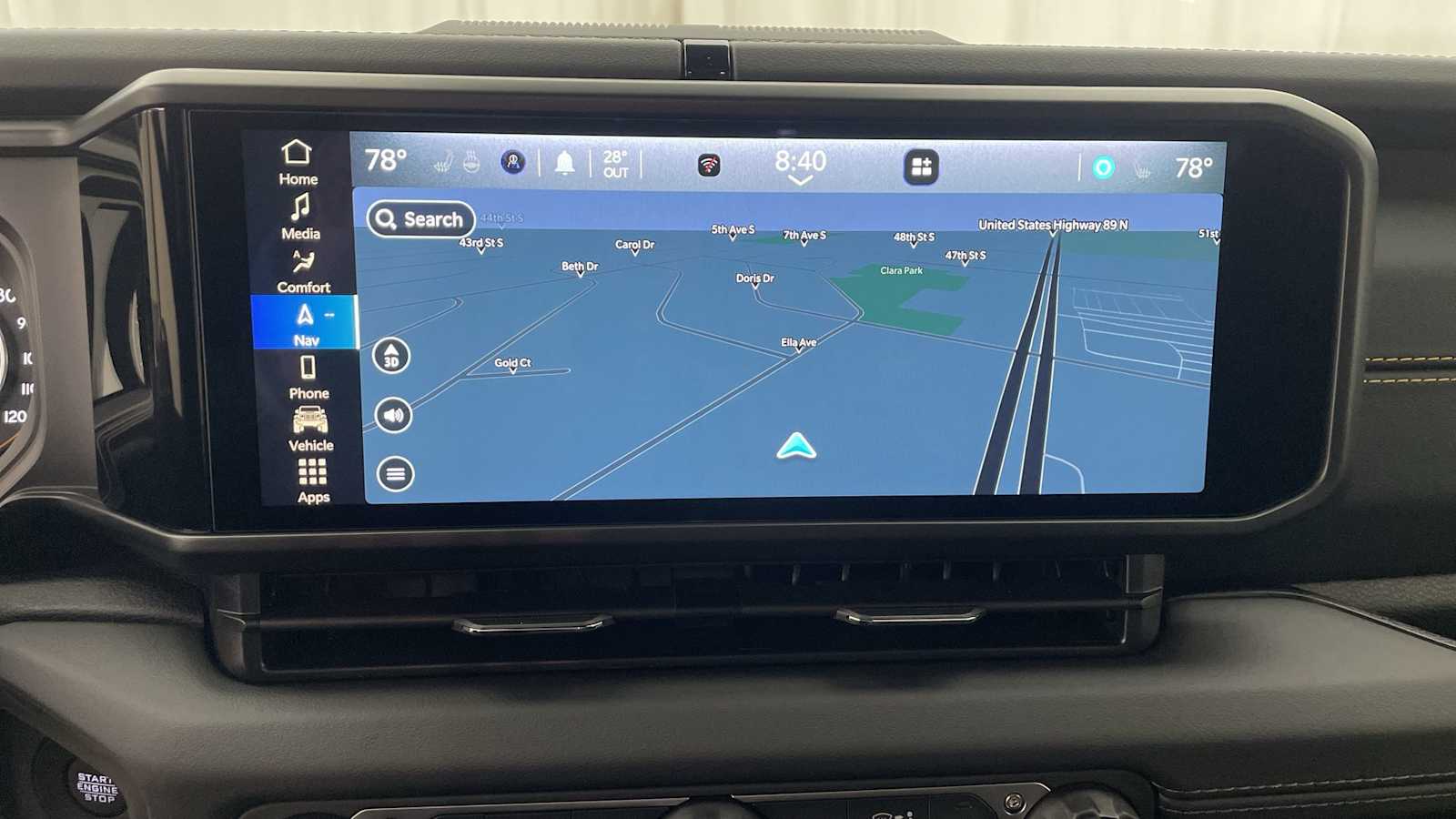 View vehicle photo 4