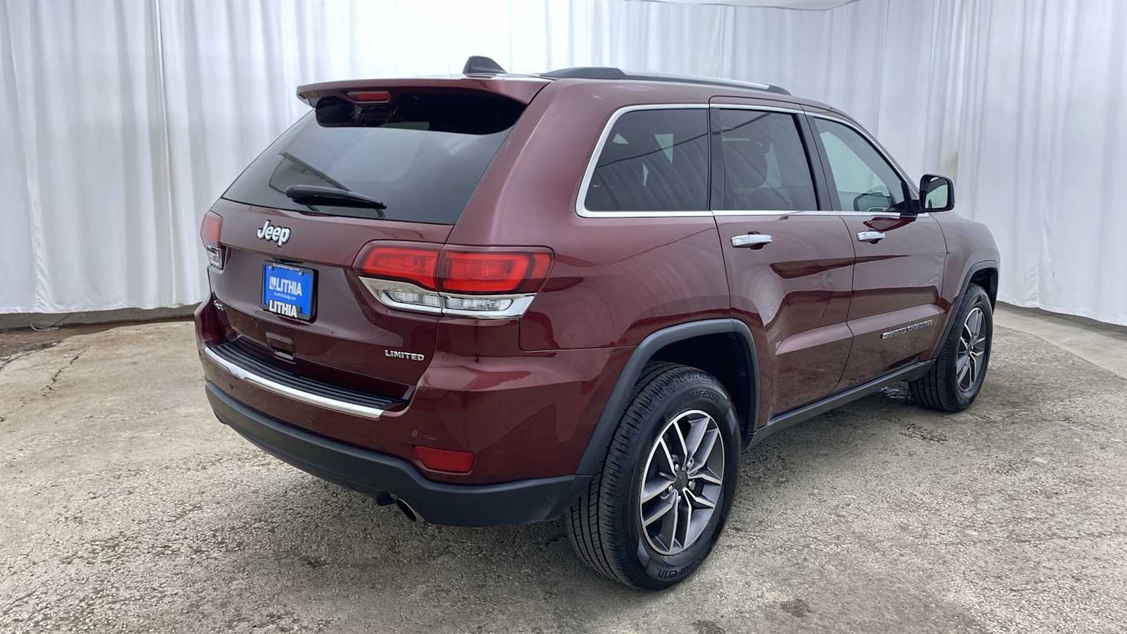 2022 Jeep Grand Cherokee WK Limited 35