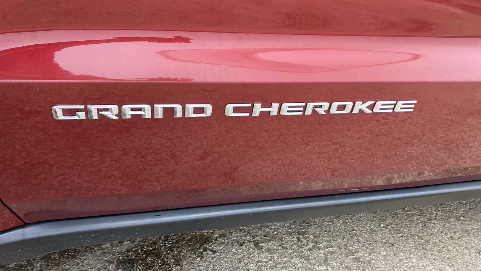 2014 Jeep Grand Cherokee Limited 41