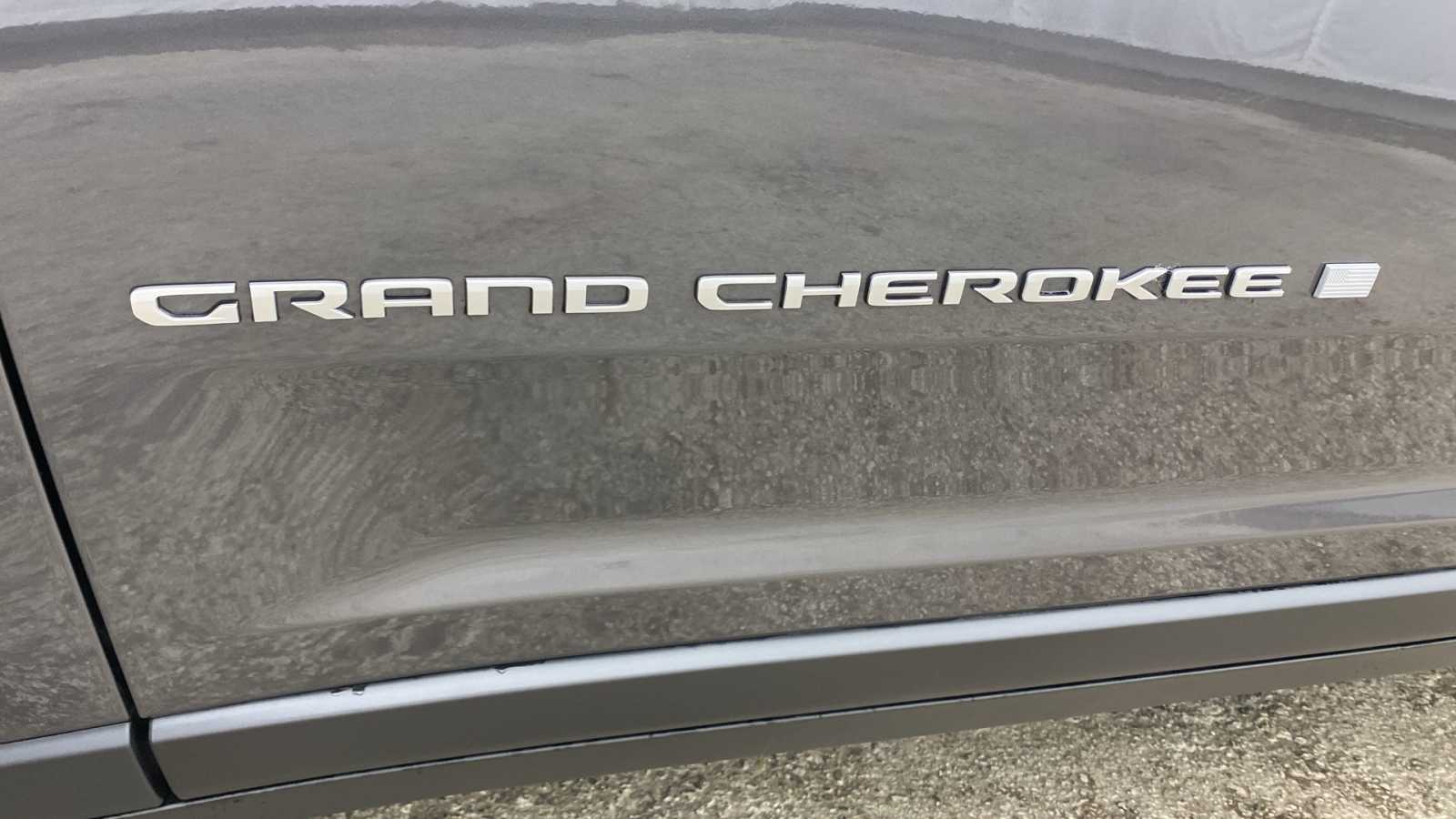 2024 Jeep Grand Cherokee L Laredo 39