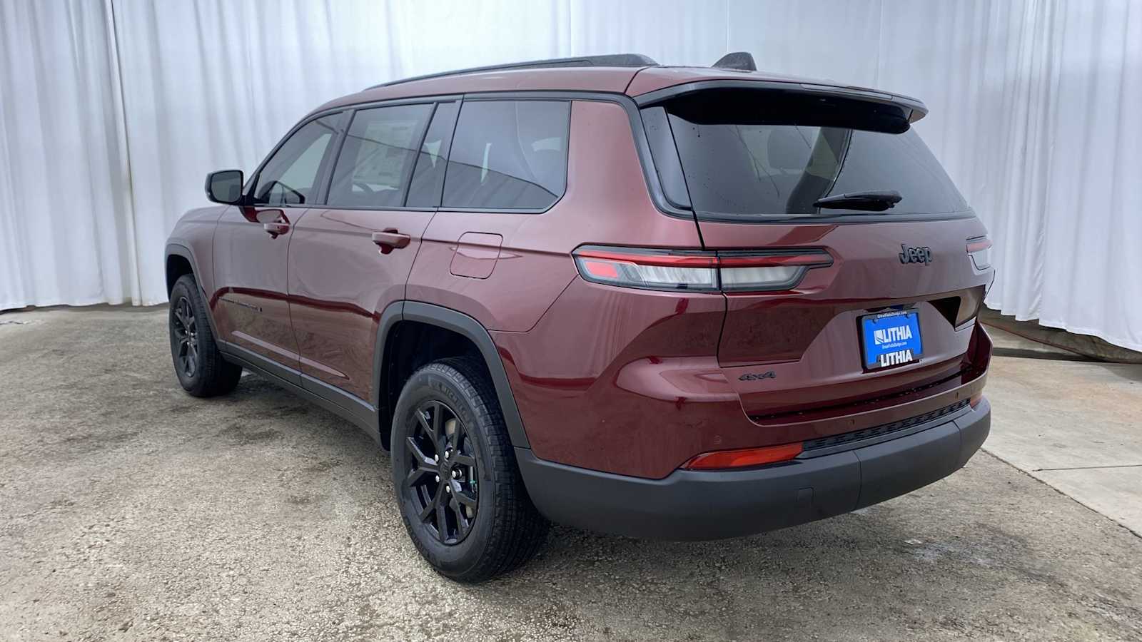 2024 Jeep Grand Cherokee L Altitude X 33