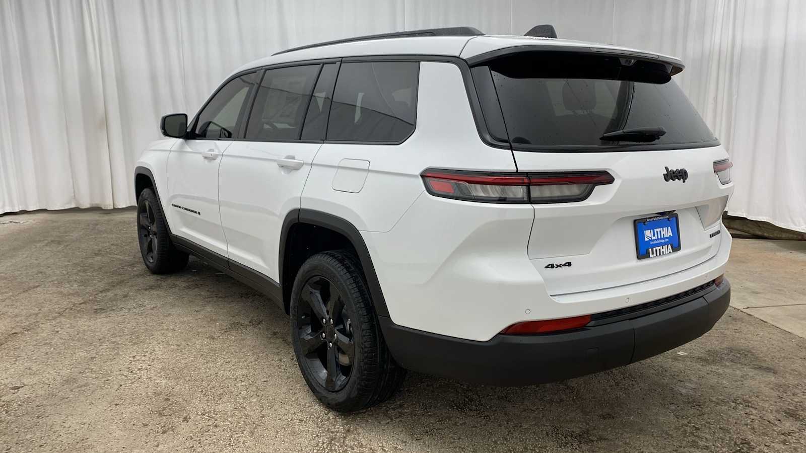 2024 Jeep Grand Cherokee L Limited 37