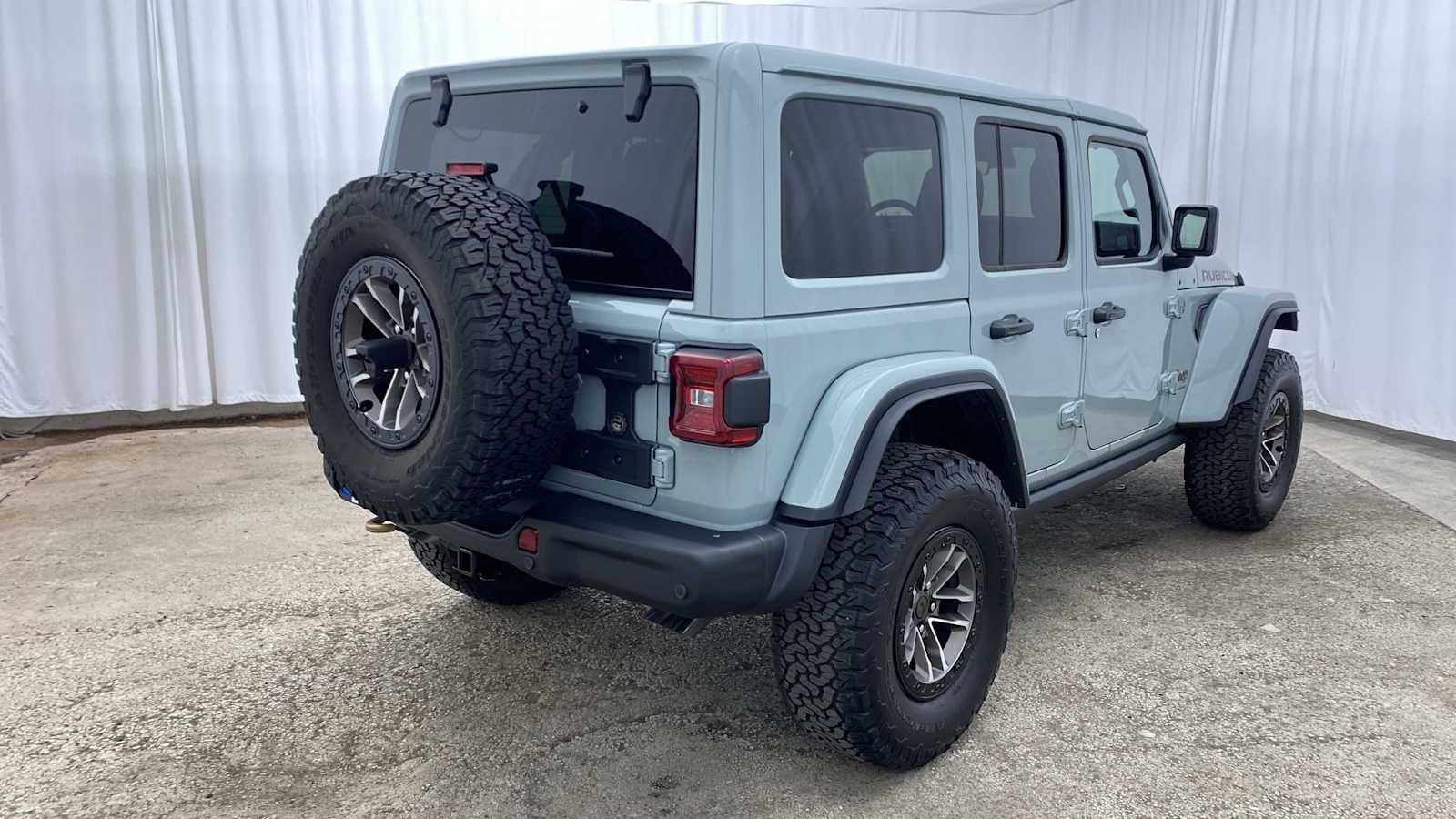 2024 Jeep Wrangler Rubicon 392 37