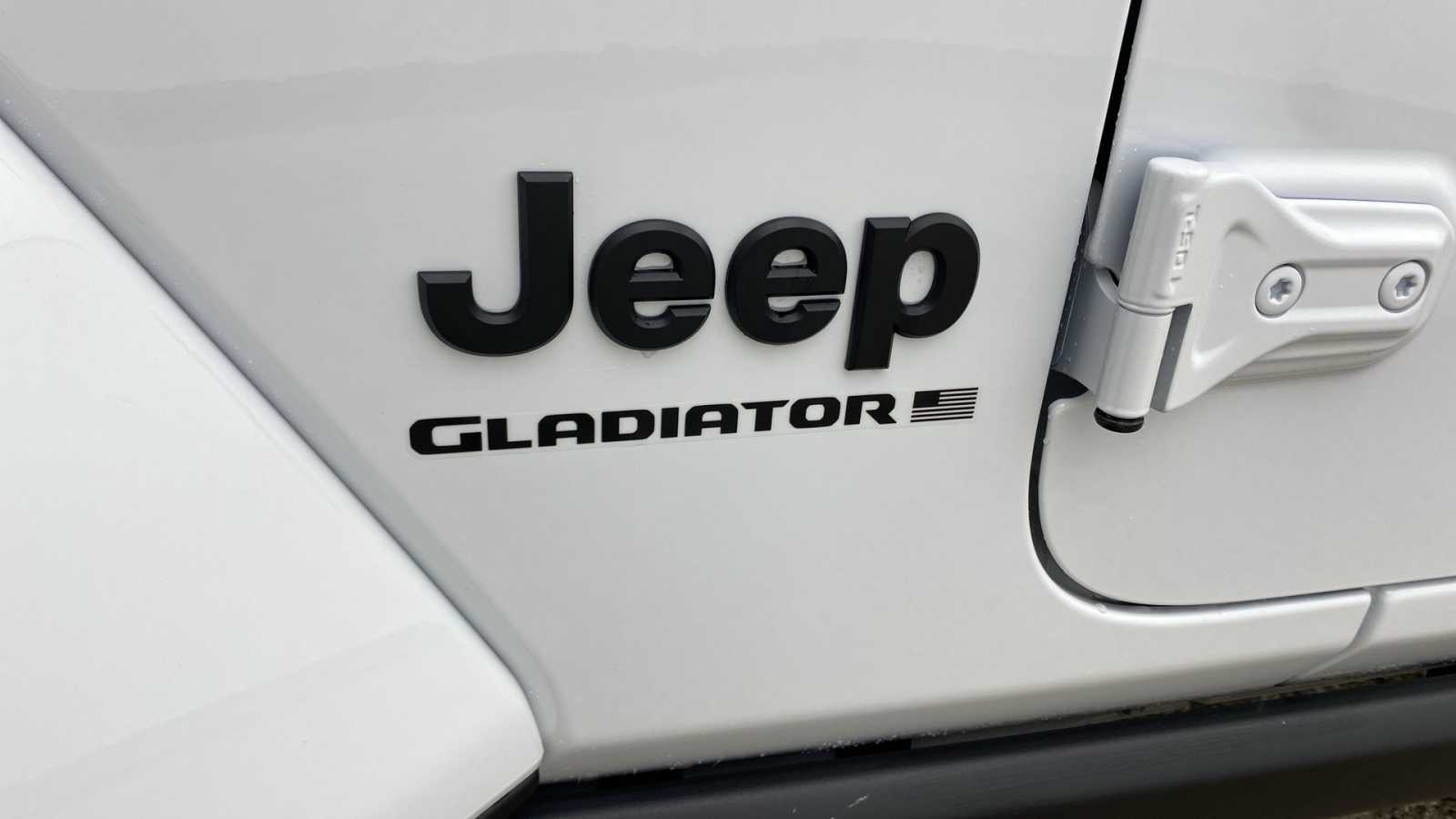 2024 Jeep Gladiator Willys 4x4 11