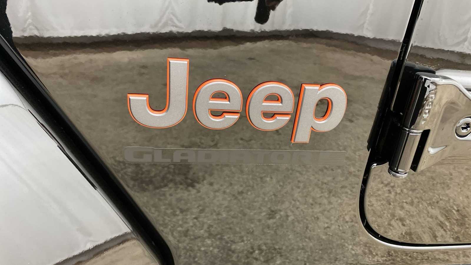 2024 Jeep Gladiator Mojave X 4x4 11
