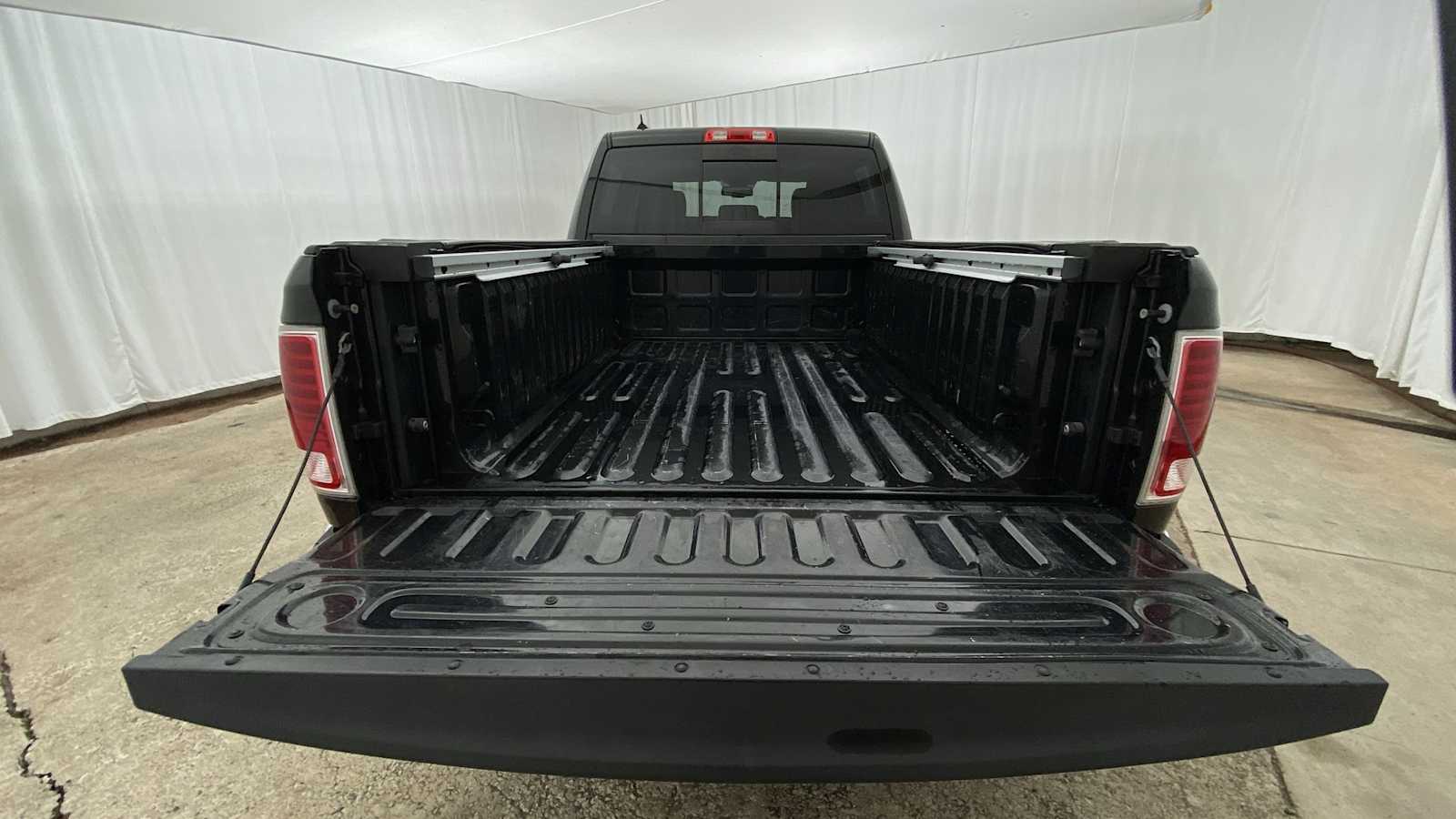 2015 Ram 1500 Laramie 4WD Crew Cab 149 30