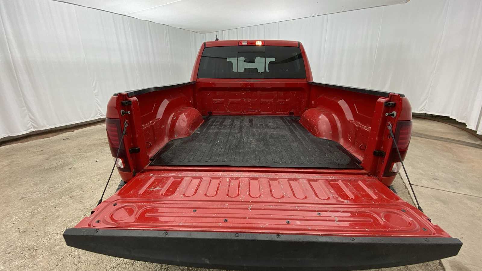 2018 Ram 1500 Rebel 4x4 Crew Cab 57 Box 27