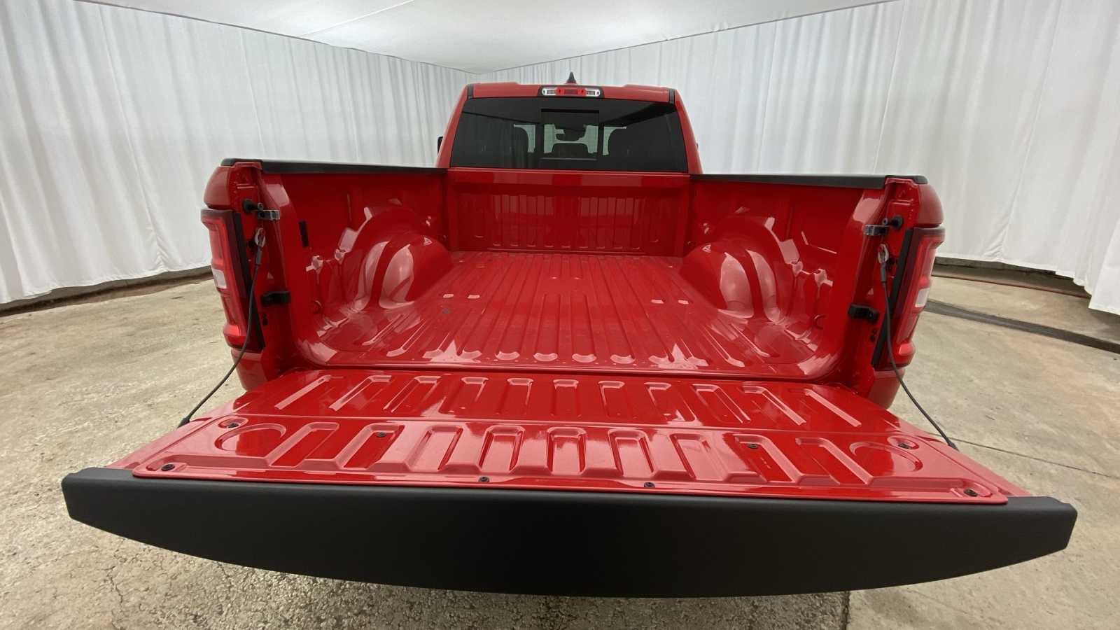 2025 Ram 1500 Big Horn 4x4 Quad Cab 64 Box 27