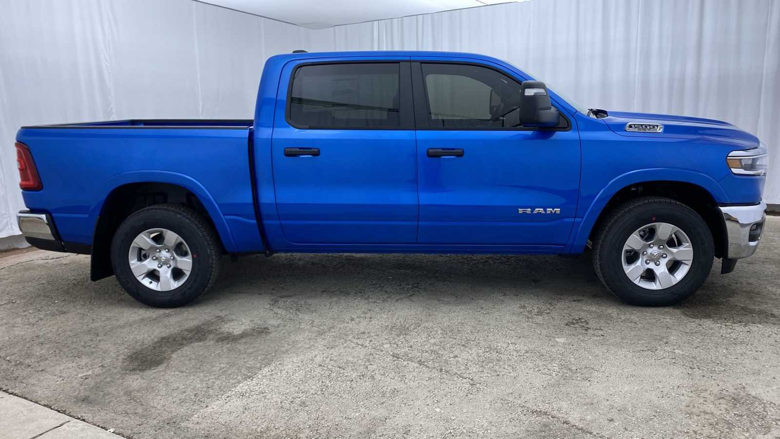 2025 Ram 1500 Big Horn 4x4 Crew Cab 57 Box 33