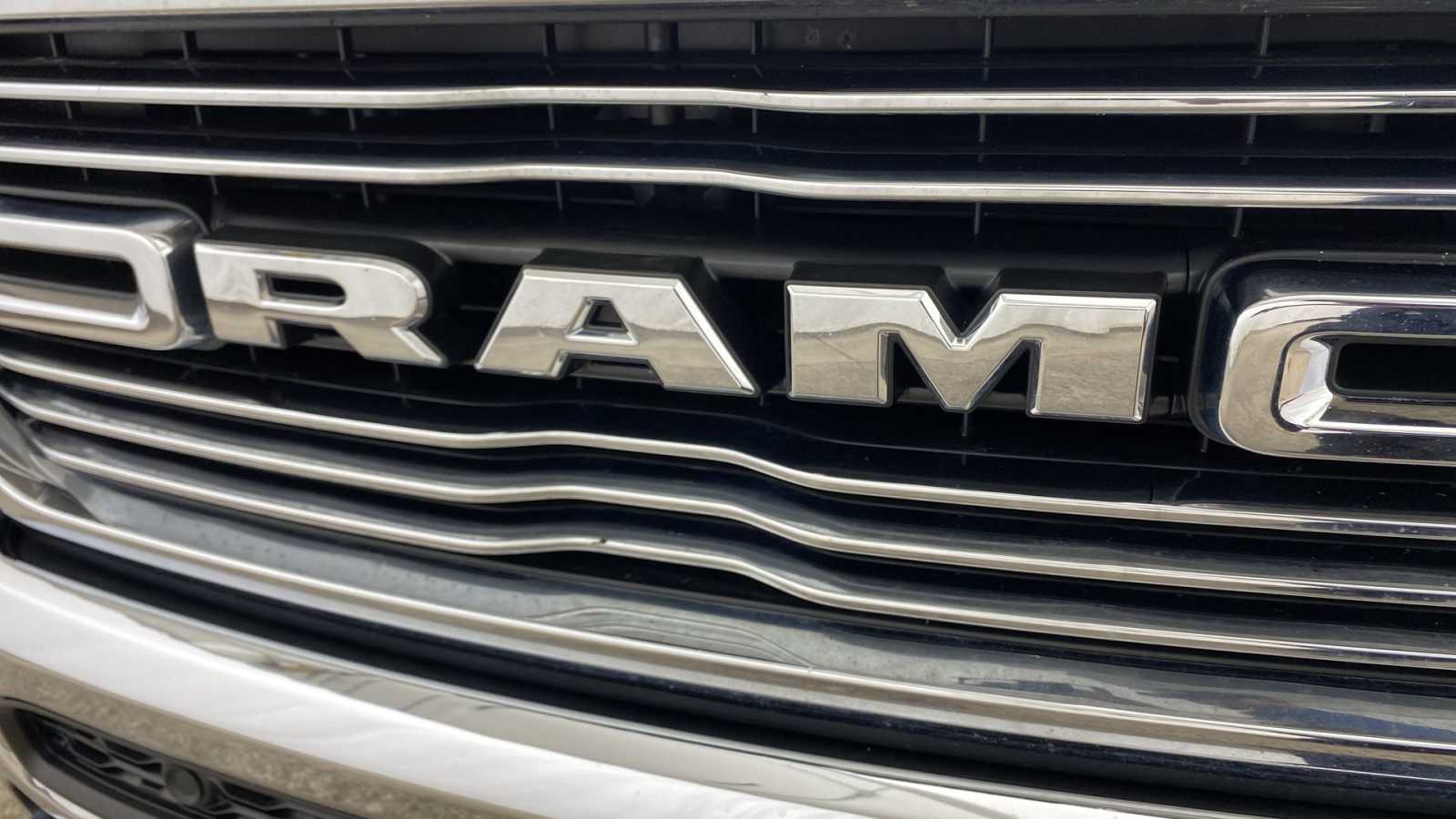 2019 Ram 1500 Laramie 4x4 Crew Cab 57 Box 40