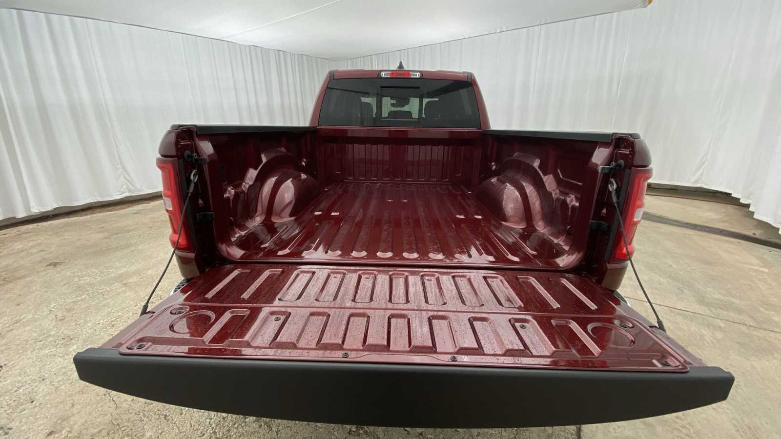 2025 Ram 1500 Big Horn 4x4 Crew Cab 64 Box 27